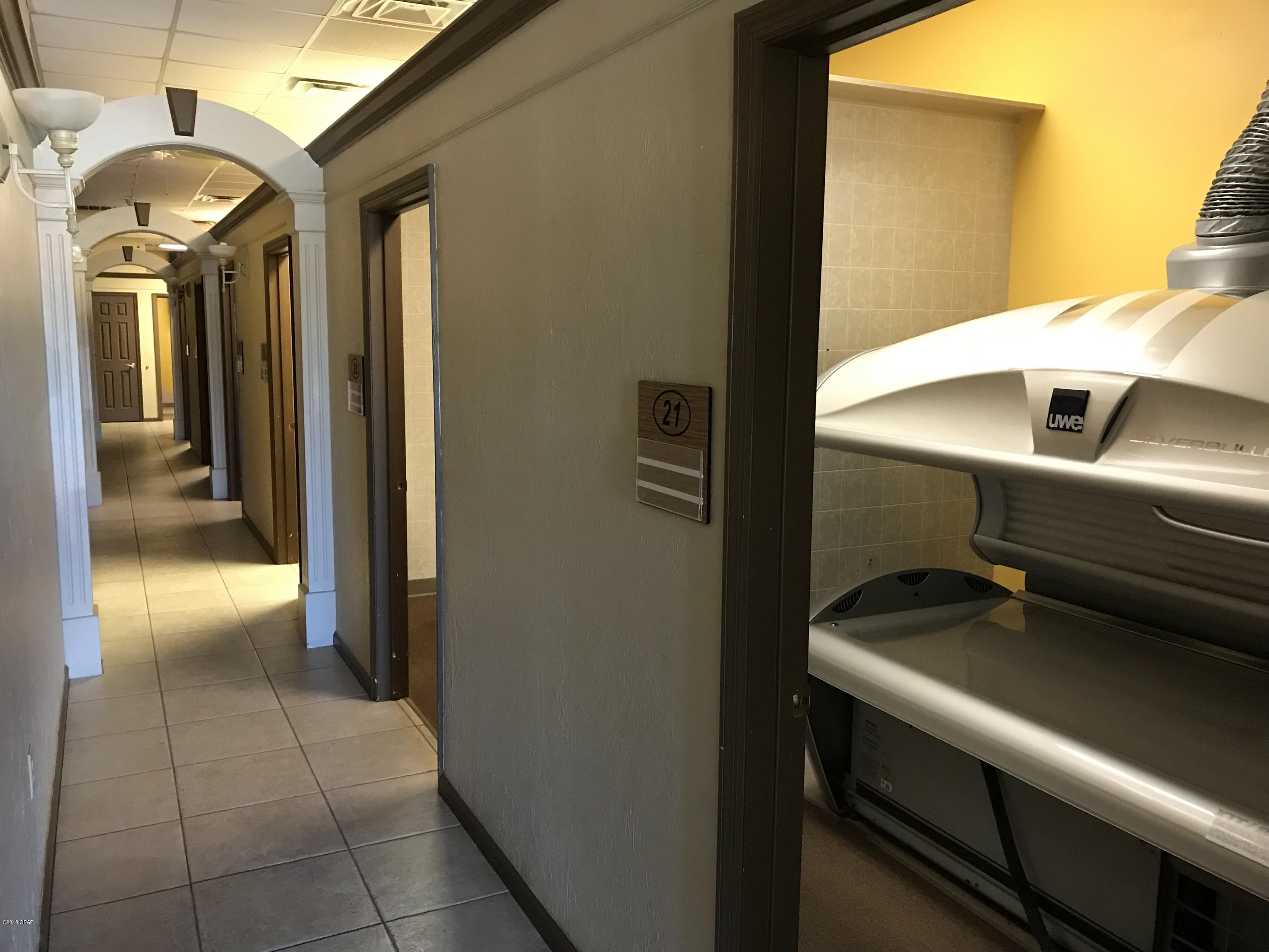 [No Recorded Subdiv] - Commercial Sale