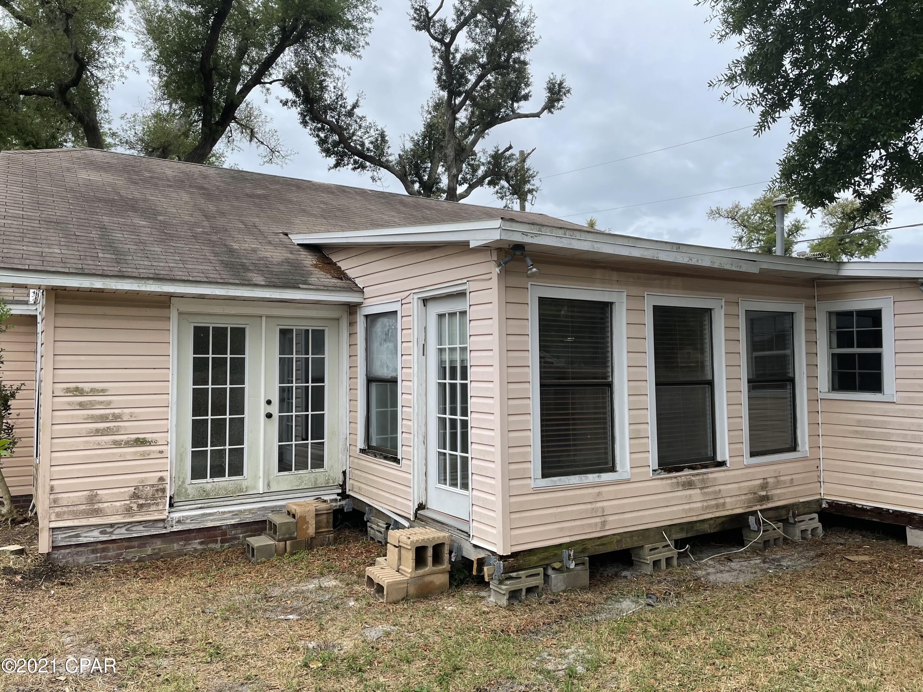 Sudduths 1st Add - Residential