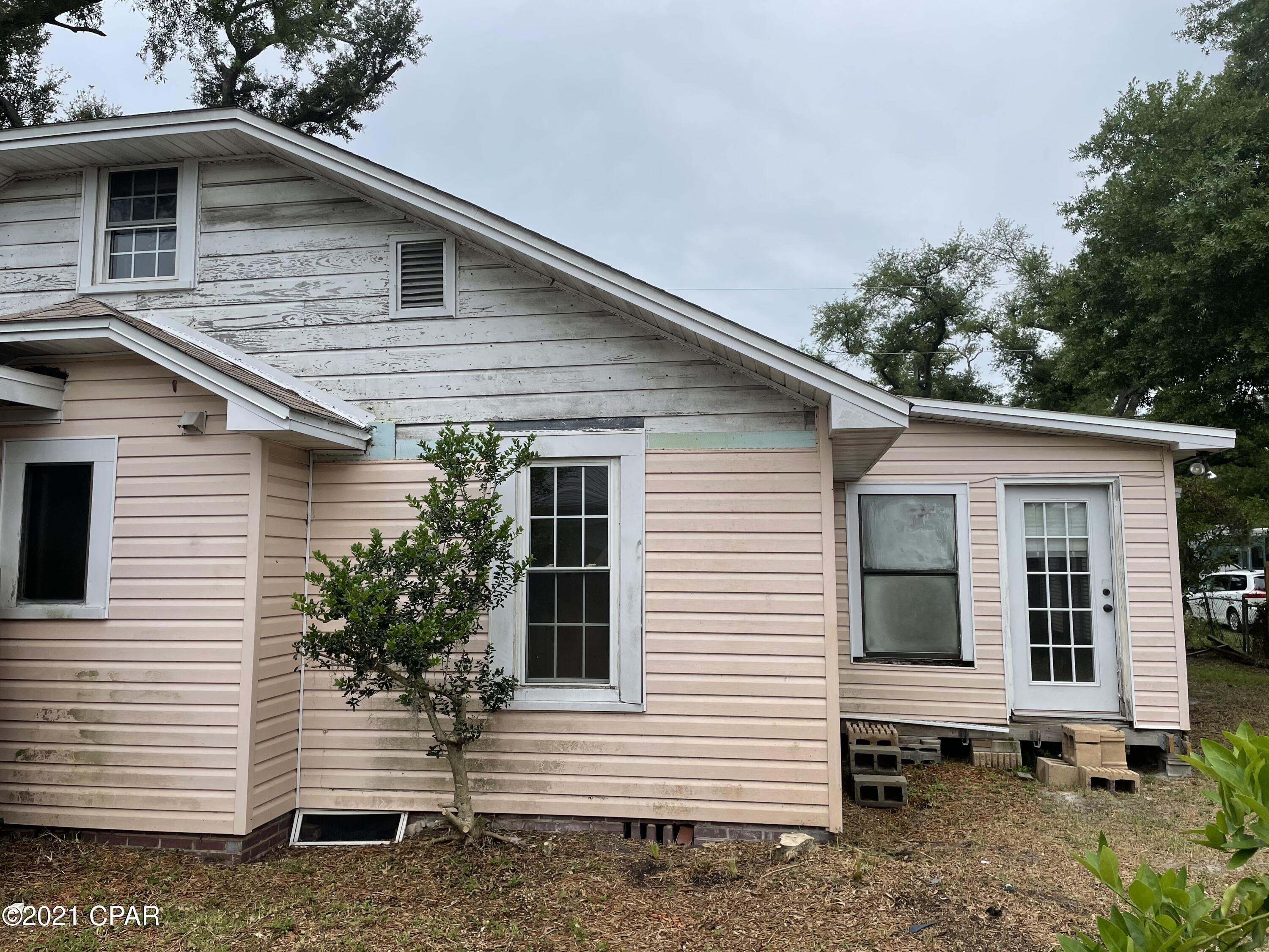 Sudduths 1st Add - Residential