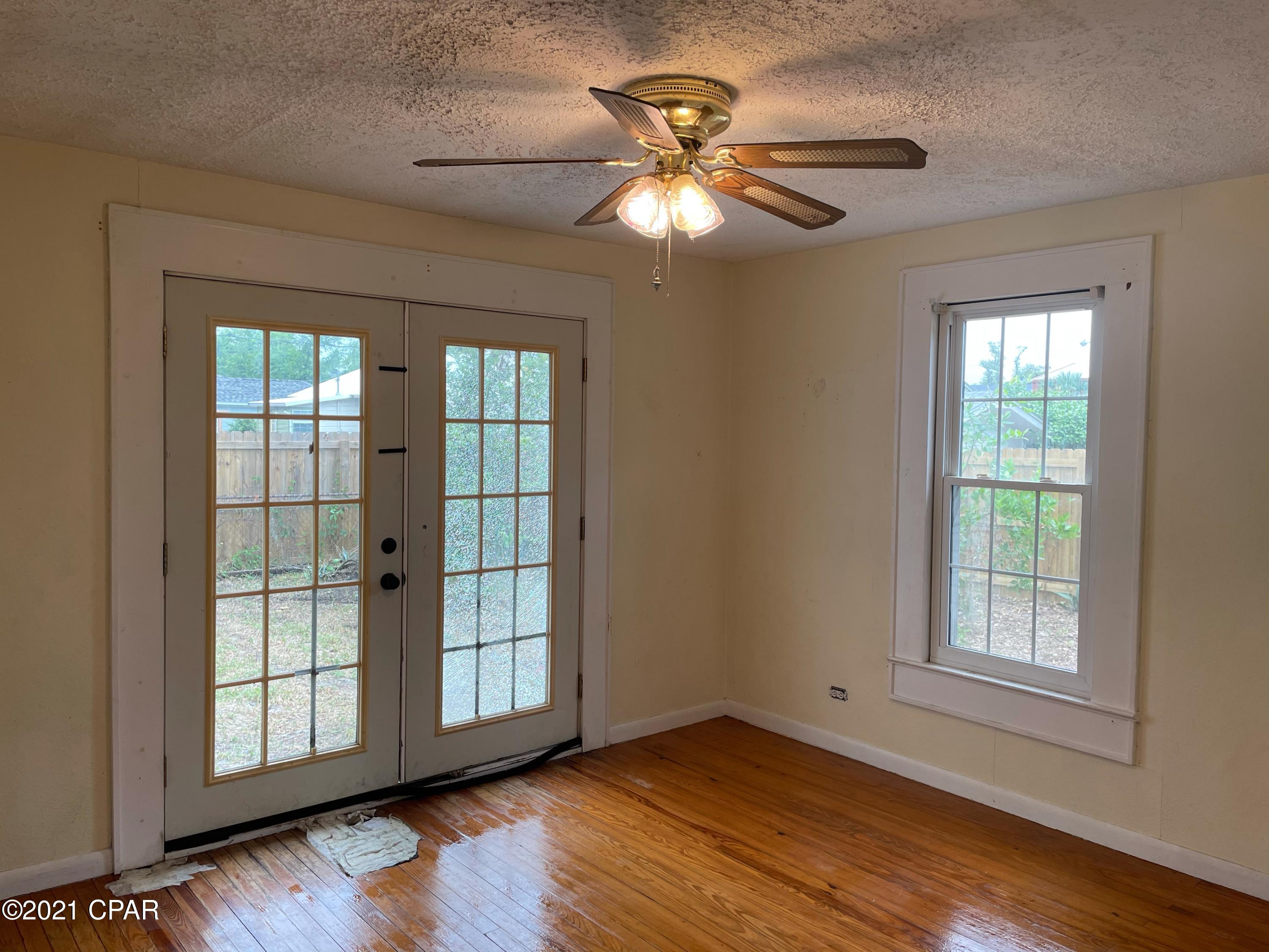 Sudduths 1st Add - Residential