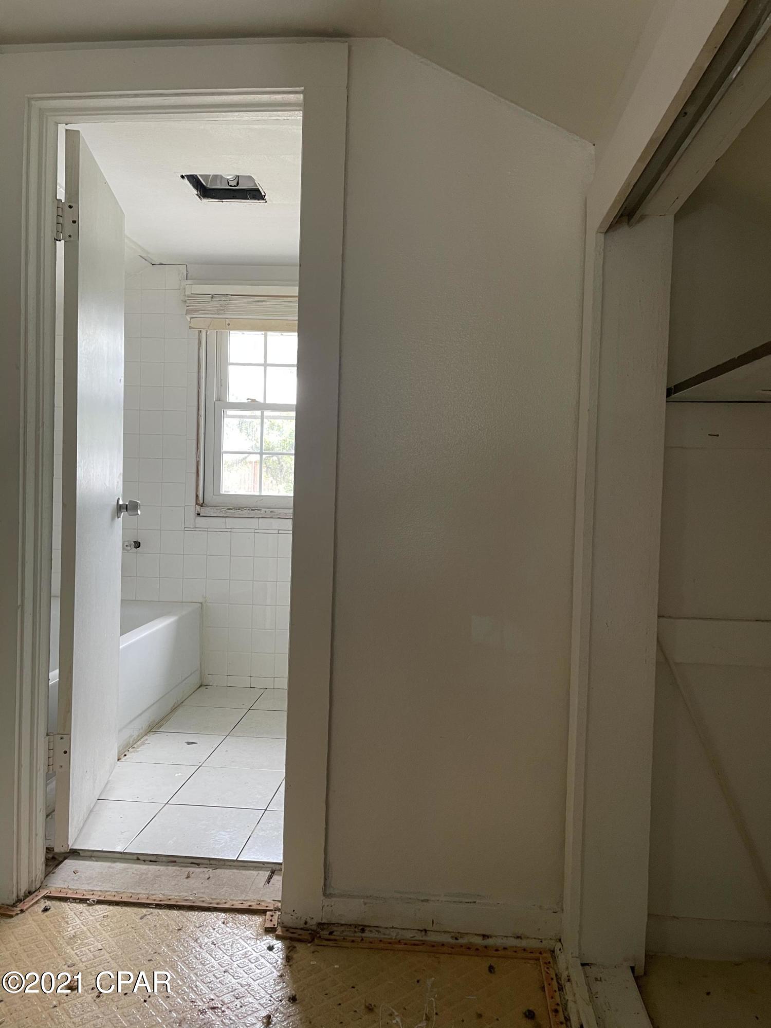 Sudduths 1st Add - Residential