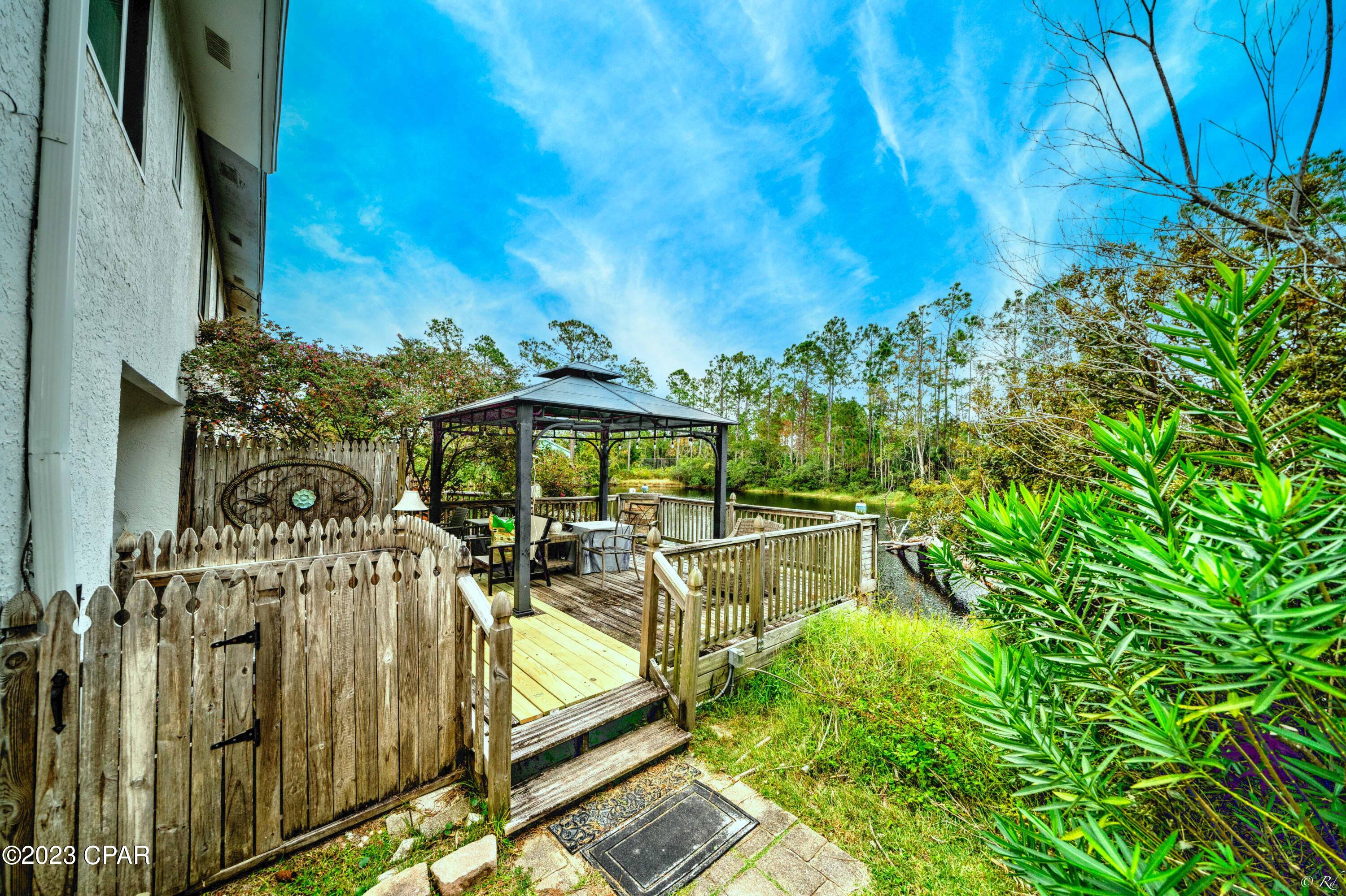 Harbour Towne - Residential