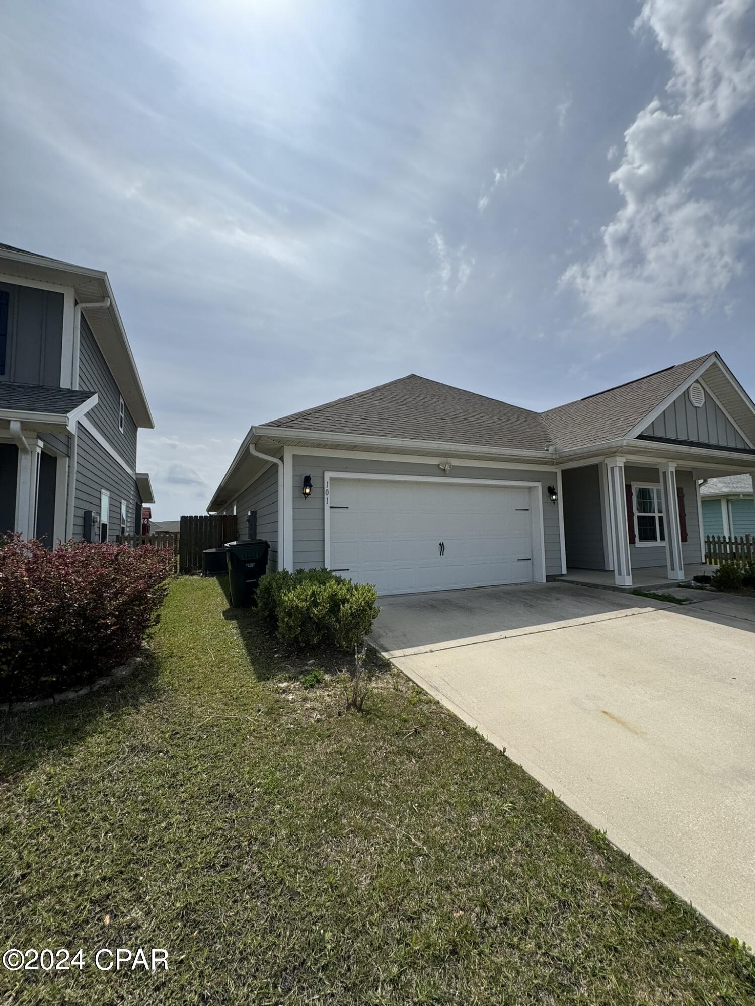 Village of Mill Bayou/Shoreline Village Ph 1C - Residential Lease