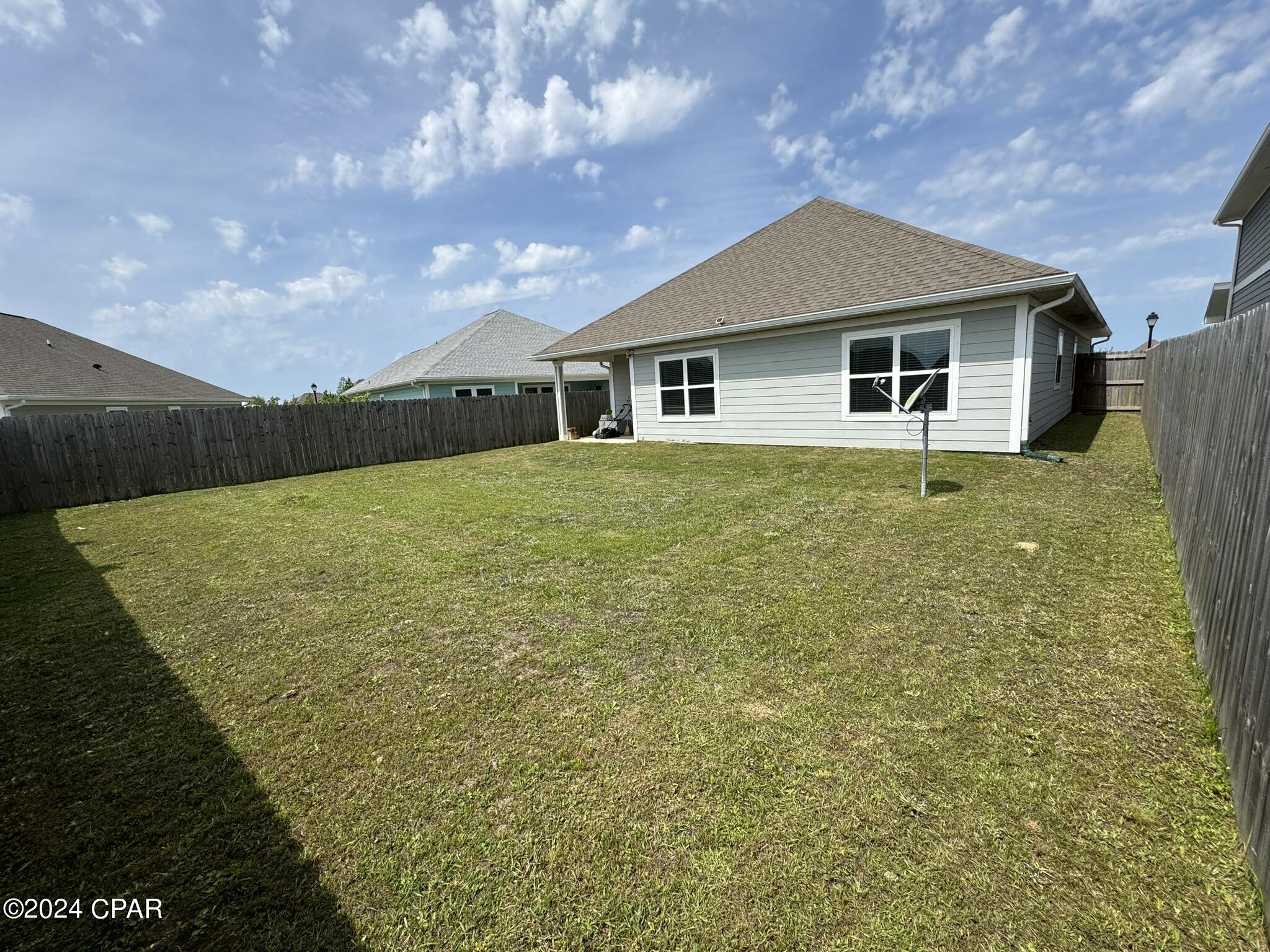 Village of Mill Bayou/Shoreline Village Ph 1C - Residential Lease