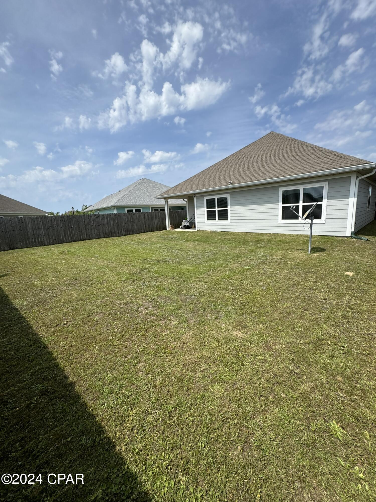 Village of Mill Bayou/Shoreline Village Ph 1C - Residential Lease