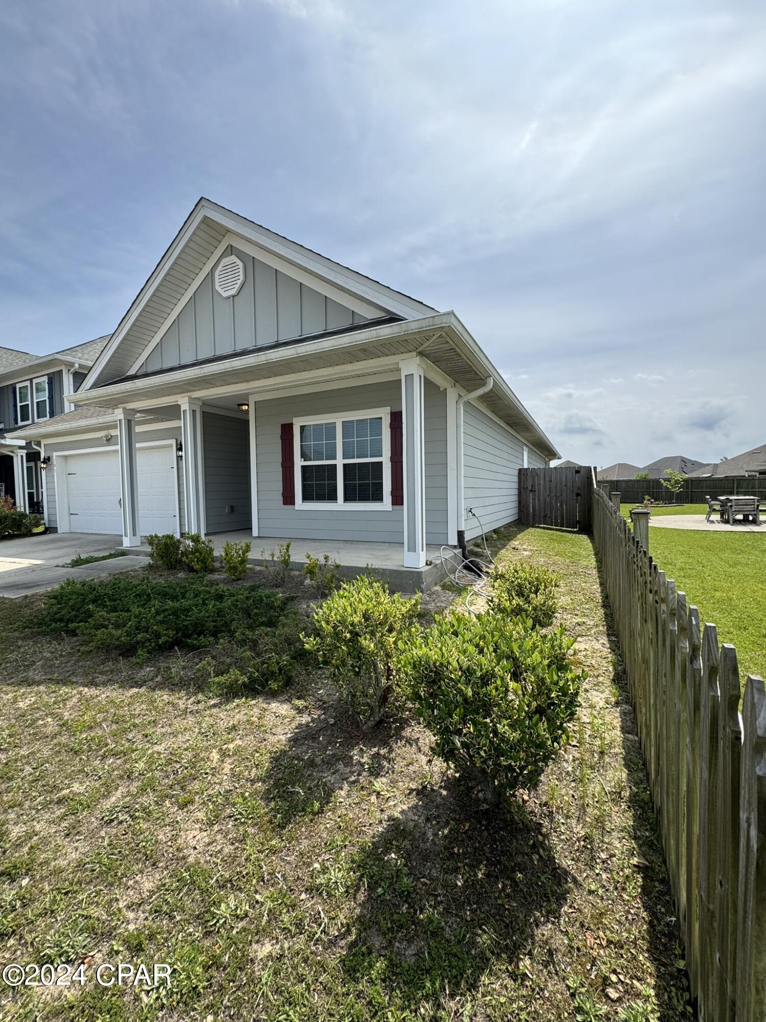 Village of Mill Bayou/Shoreline Village Ph 1C - Residential Lease