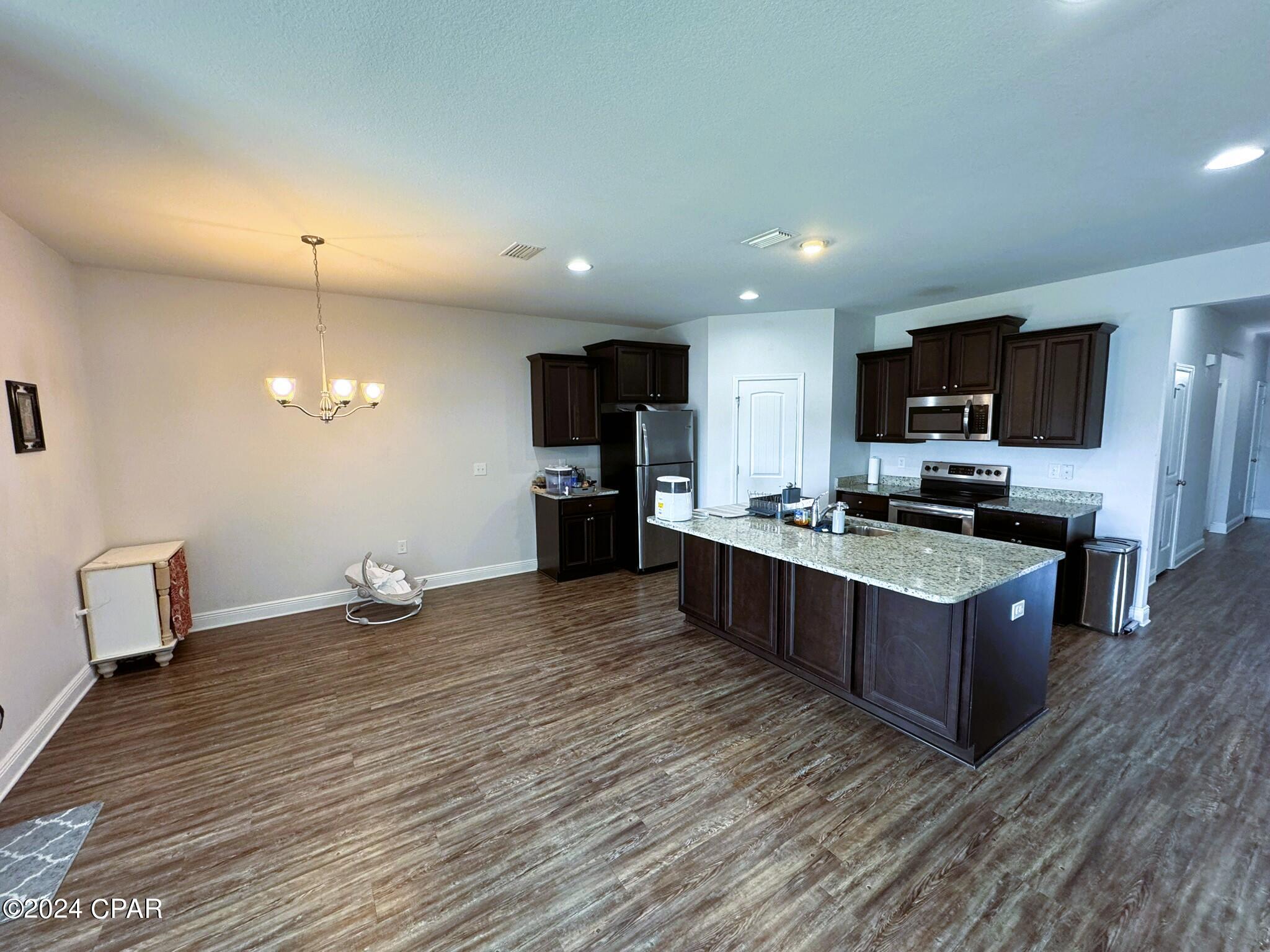 Village of Mill Bayou/Shoreline Village Ph 1C - Residential Lease