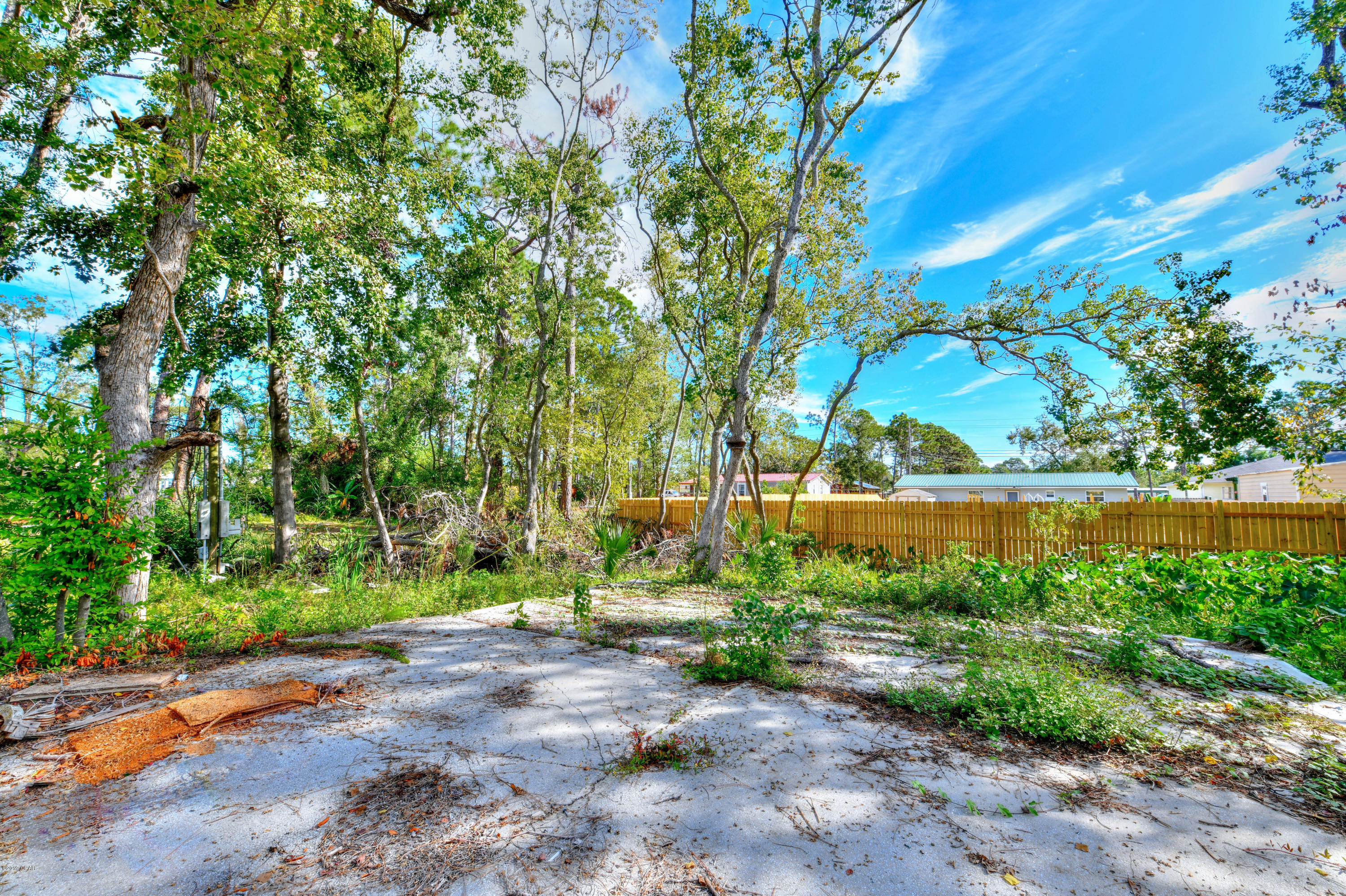 Pines 4th Add - Land