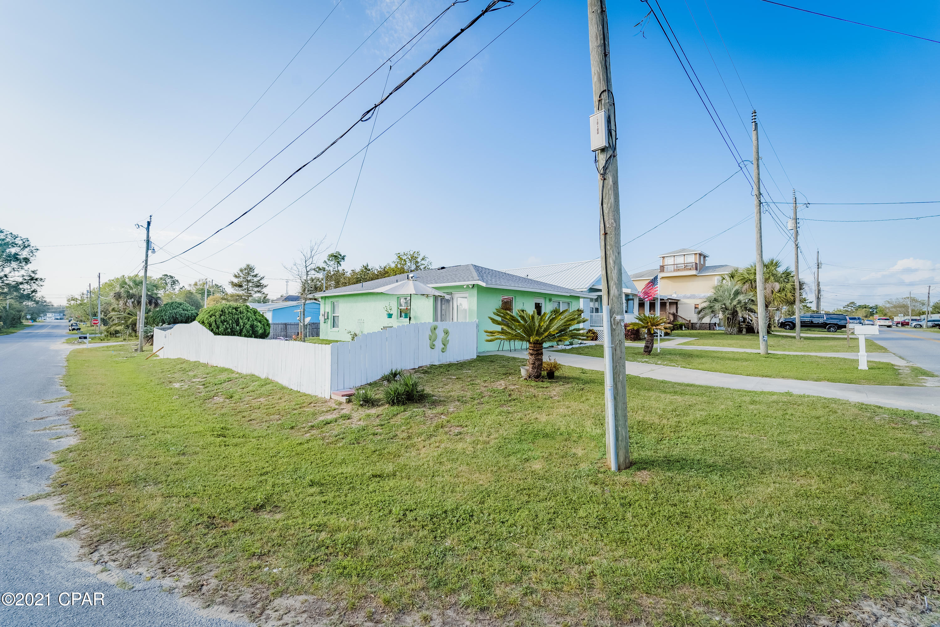 Laguna Beach Estates 7th Add - Residential