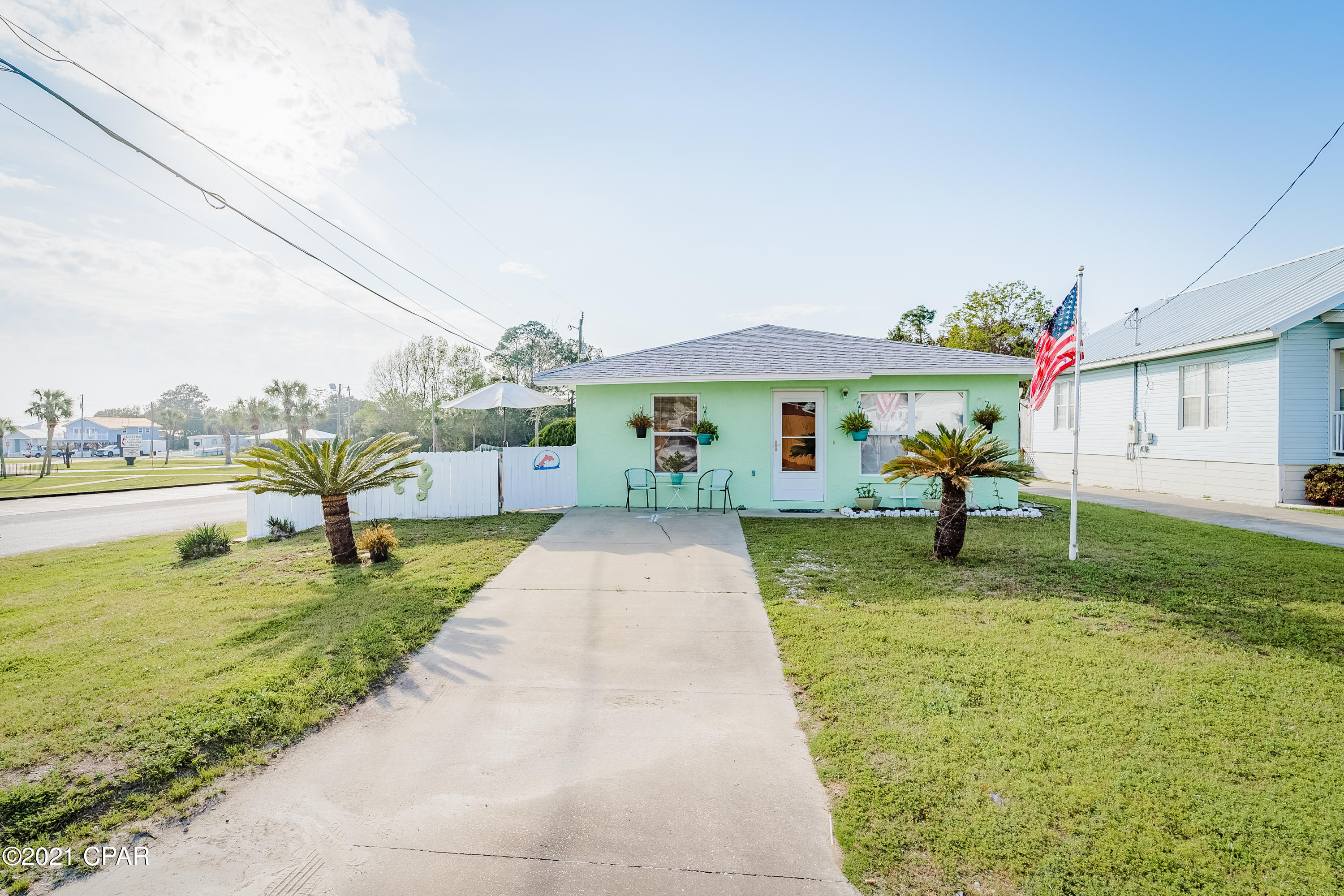 Laguna Beach Estates 7th Add - Residential