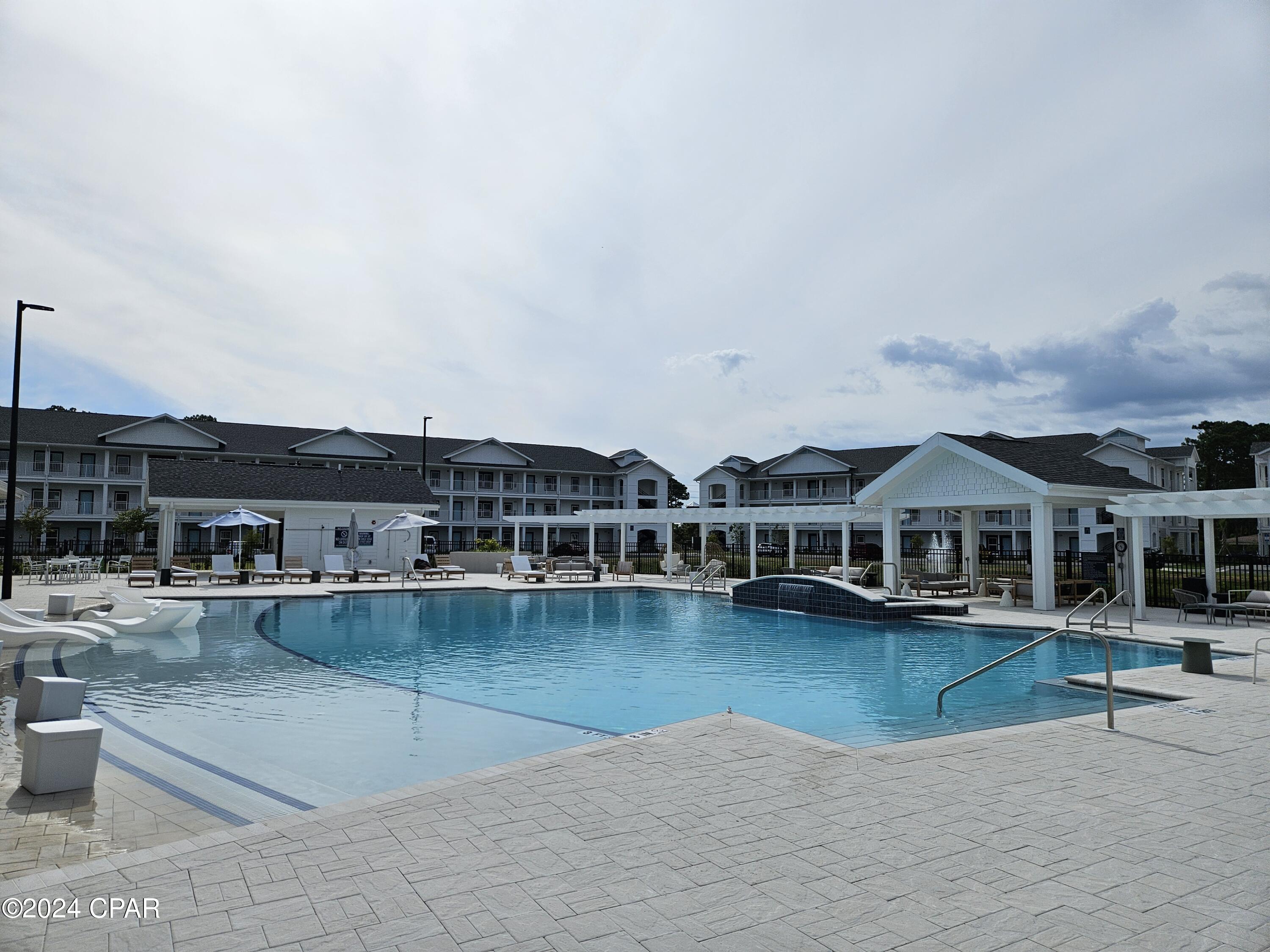 Emerald Park Condominium - Residential