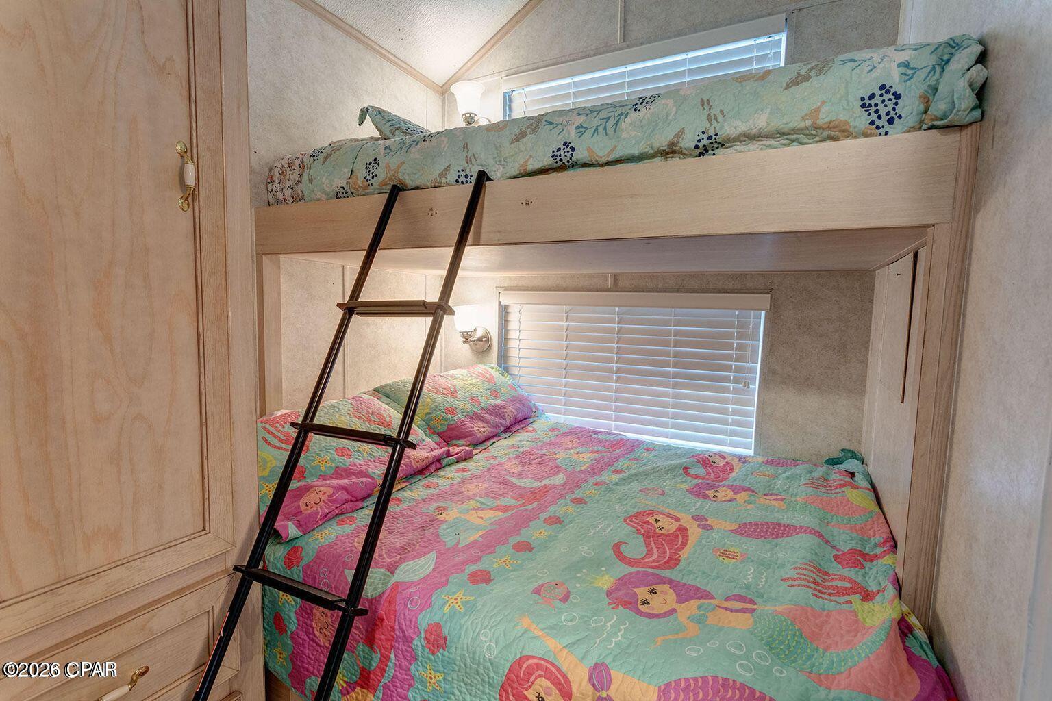 Emerald Pointe Resort - Residential Lease