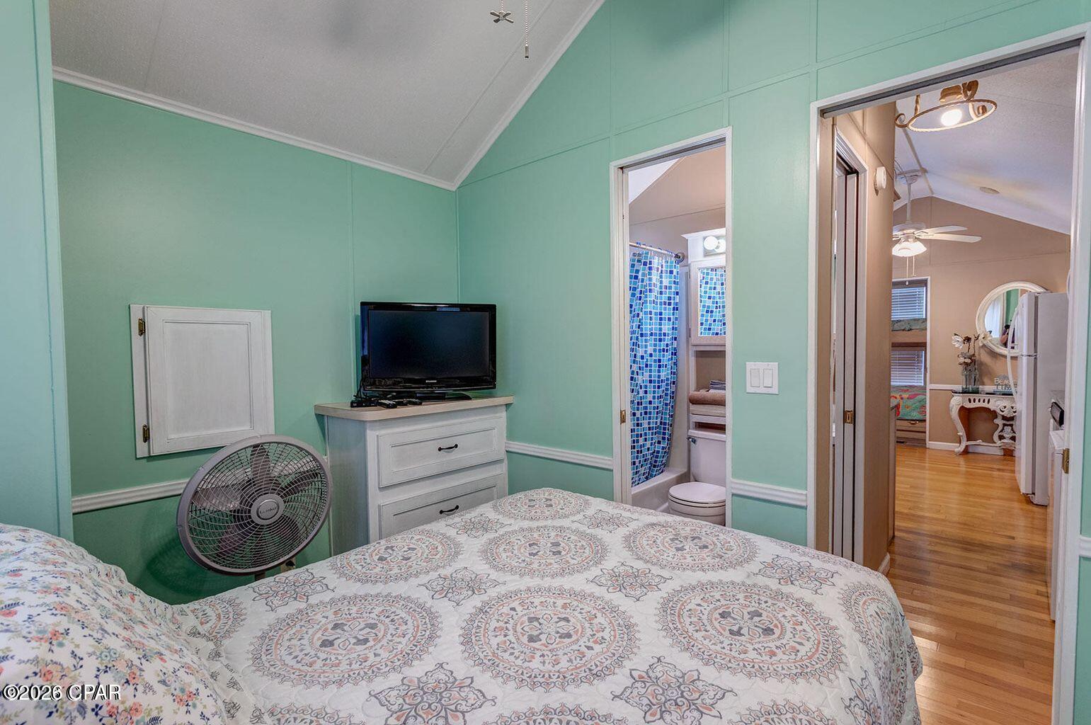 Emerald Pointe Resort - Residential Lease