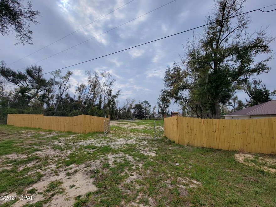 Take a look at this ready to build lot. 

Situated on a canal of Deer Point lake. This almost half acre parcel has been cleared. It has power and well. Planted Zoysia grass. 

Just needs your plans to build and septic tank. 



If you are looking for a great location for your dream home with access to Deer Point Lake, and not wanting to spend lake front prices, you do not want to miss this one. 



Contact an agent today for more details.