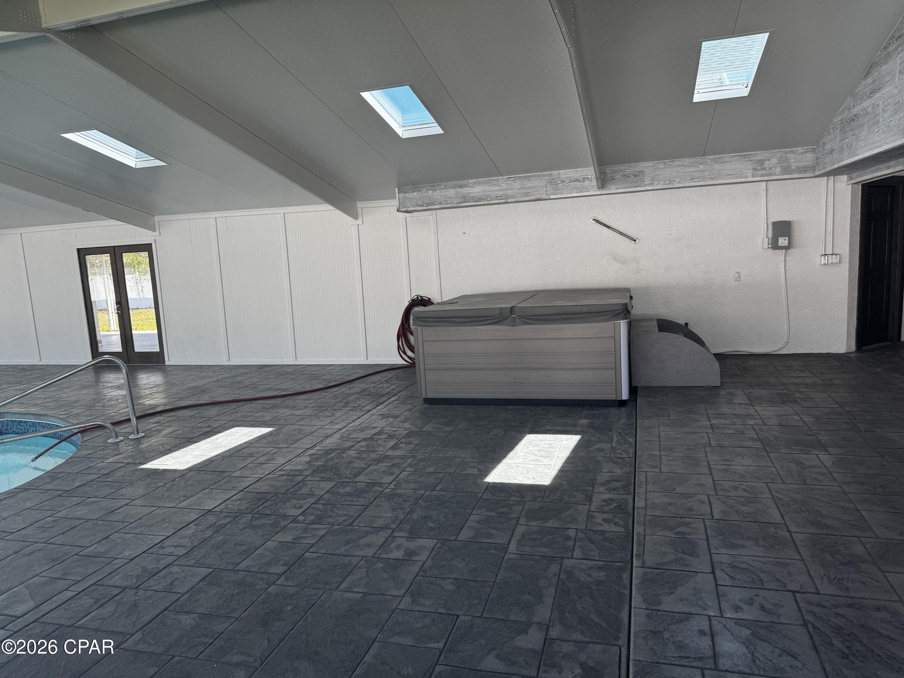 Mowat Highlands Ph VI - Residential