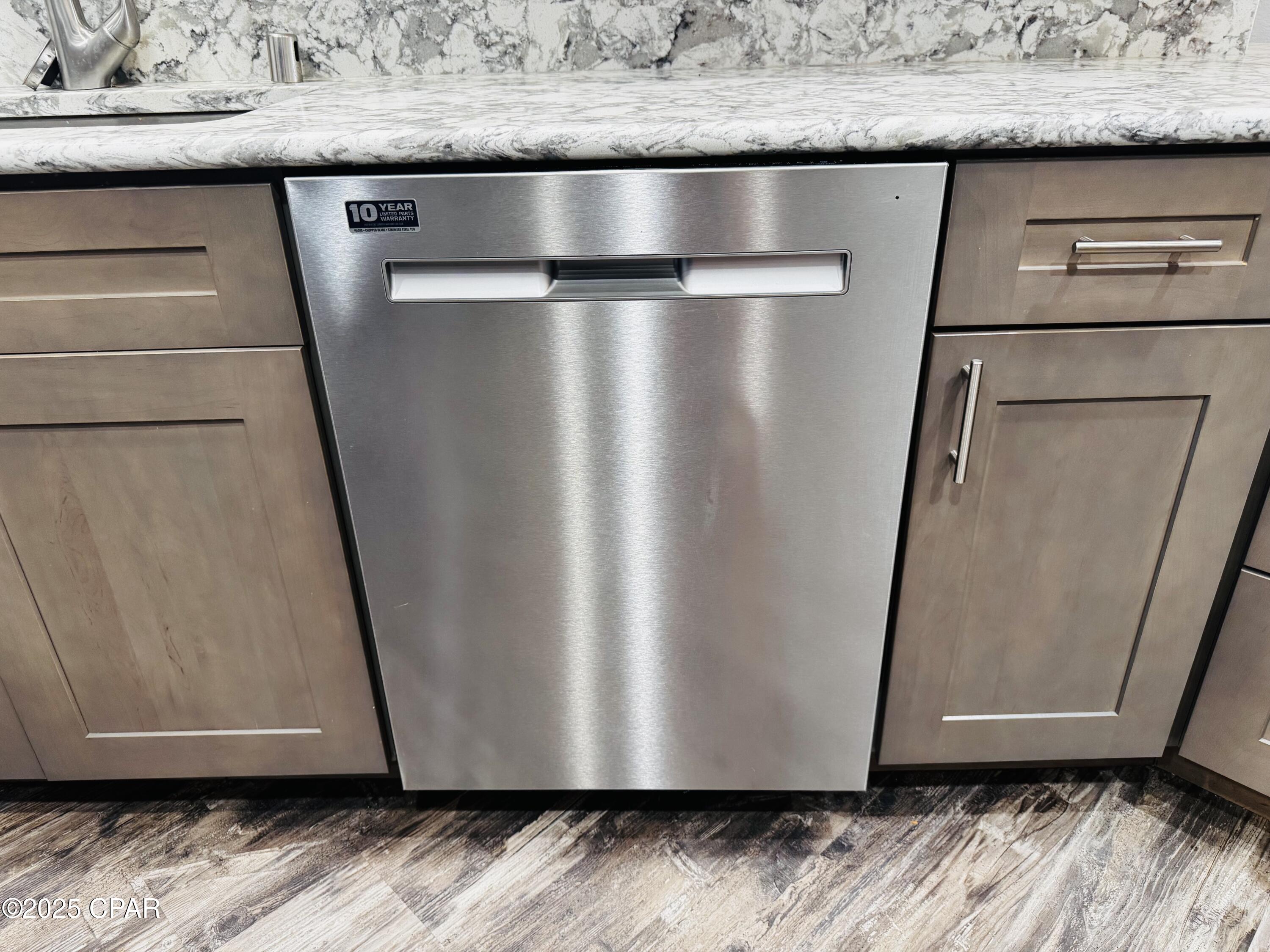 Mowat Highlands Ph VI - Residential