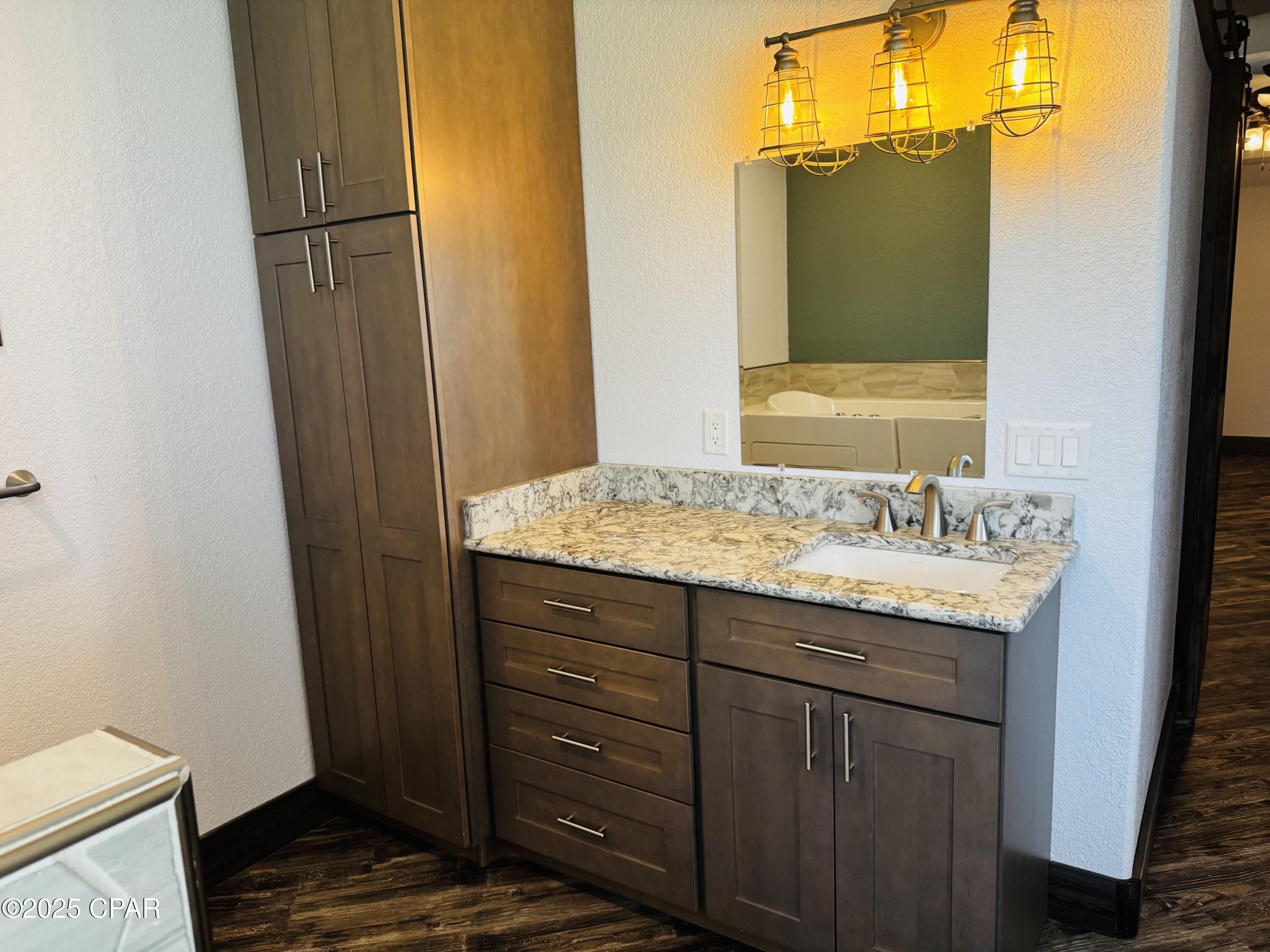 Mowat Highlands Ph VI - Residential