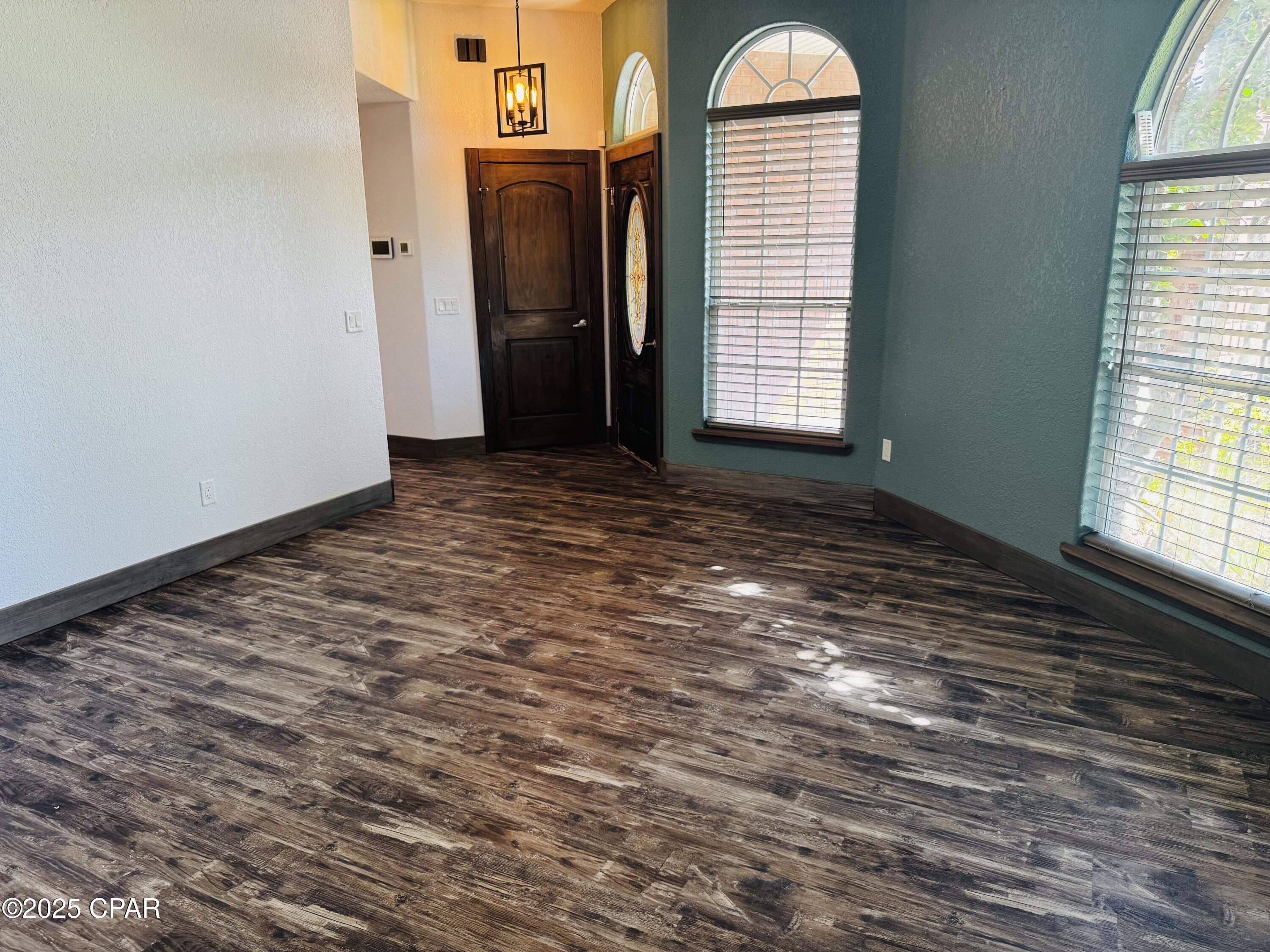 Mowat Highlands Ph VI - Residential