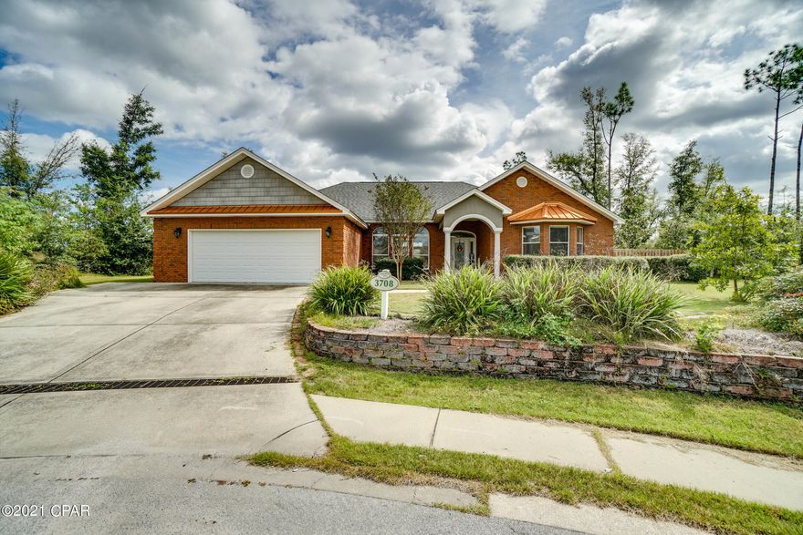 Welcome to Grant's Mill! Located on one of the largest lots in the community and being on a cul-de-sac make this location a prime spot. With a large open floor plan, you'll notice the amazing formal dining room, giant living room & brick fireplace. The split bedrooms offer privacy & comfort for the whole family, especially with how spacious each room is. Come see for yourself and schedule a private tour! Welcome to Grant's Mill! This upscale community features some of the most beautiful homes in Bay County. Located on one of the largest lots in Grant's Mill (.48 acres) and being on a cul-de-sac make this location a prime spot. With a large open floor plan, you'll notice the amazing formal dining room, giant living room & brick fireplace. The split bedrooms offer privacy & comfort for the whole family, especially with how spacious each room is. Come see for yourself and schedule a private tour!