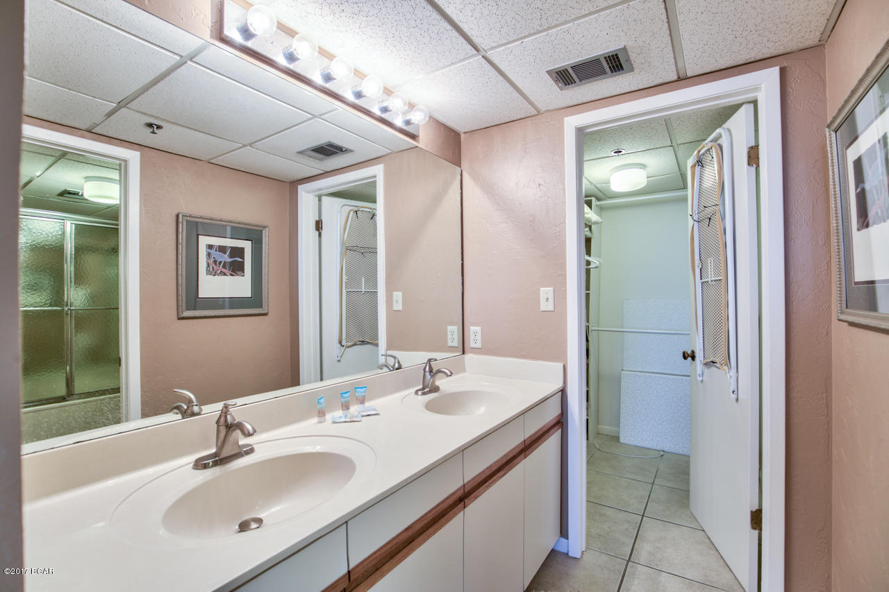 Edgewater Tower III - Residential