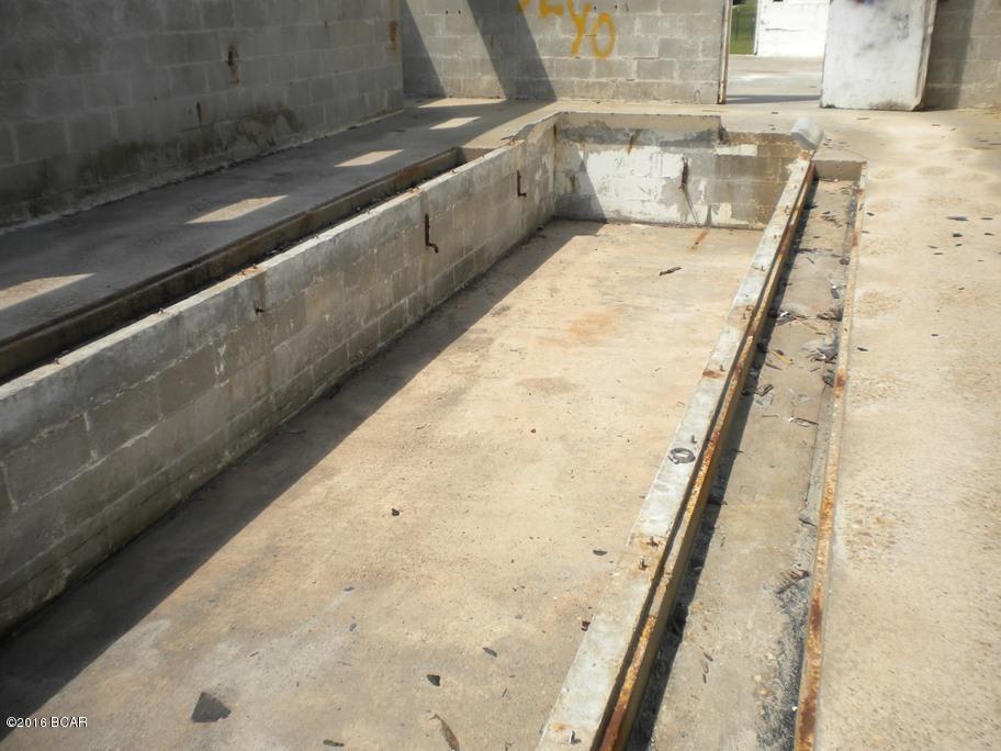 Orange Hill Corners Ranchet Est - Land