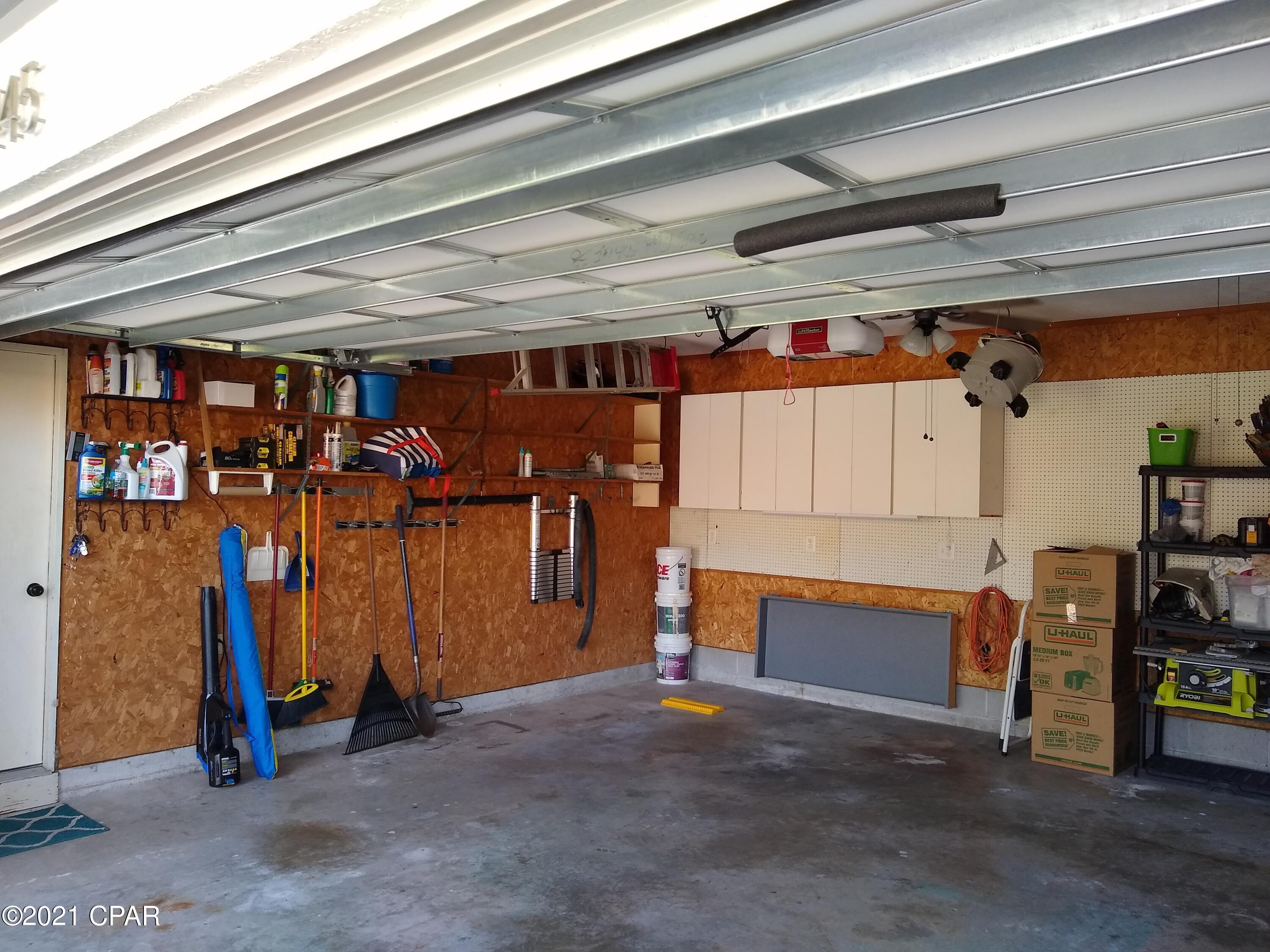 Pretty Bayou Replat - Residential