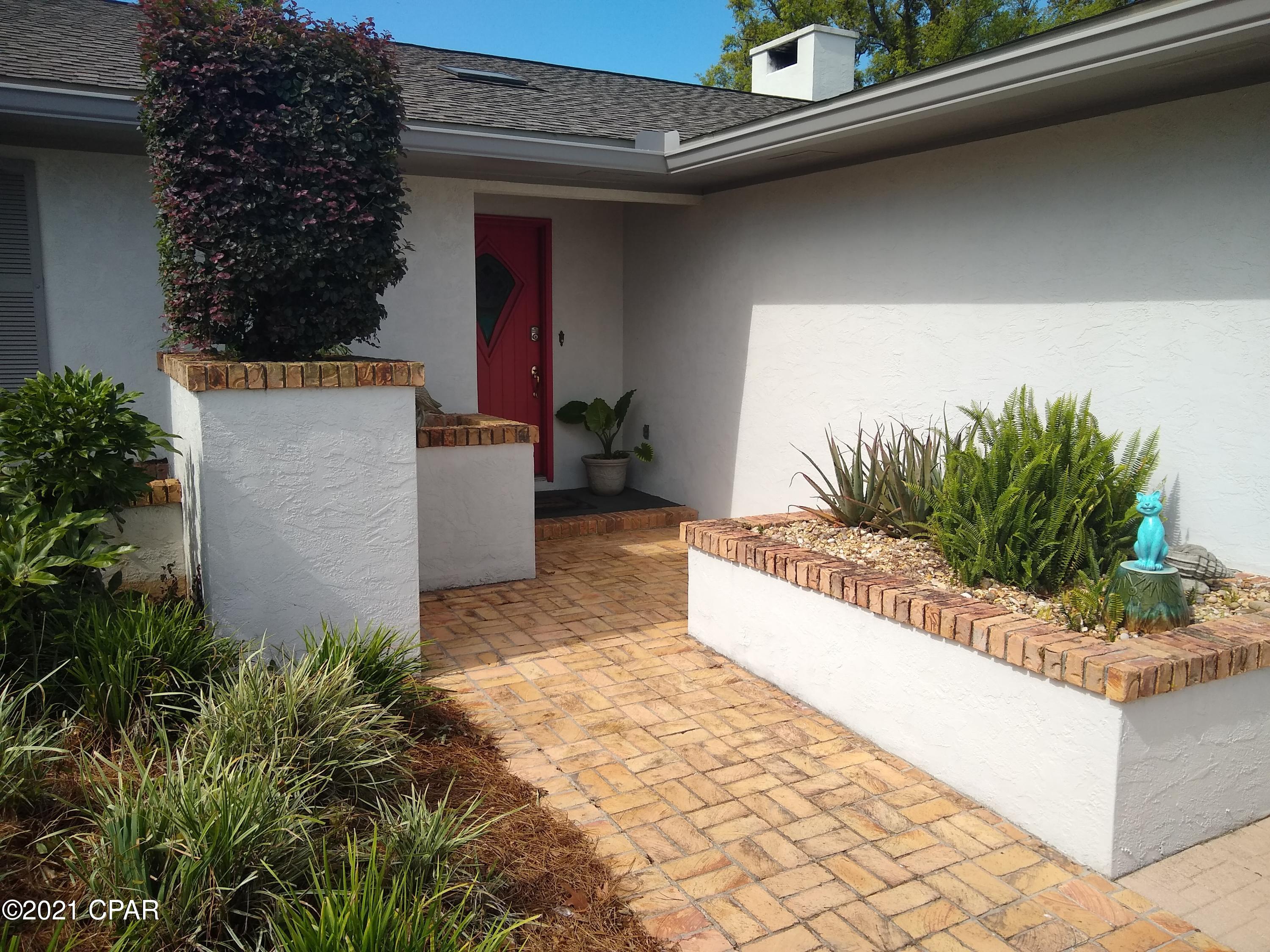 Pretty Bayou Replat - Residential