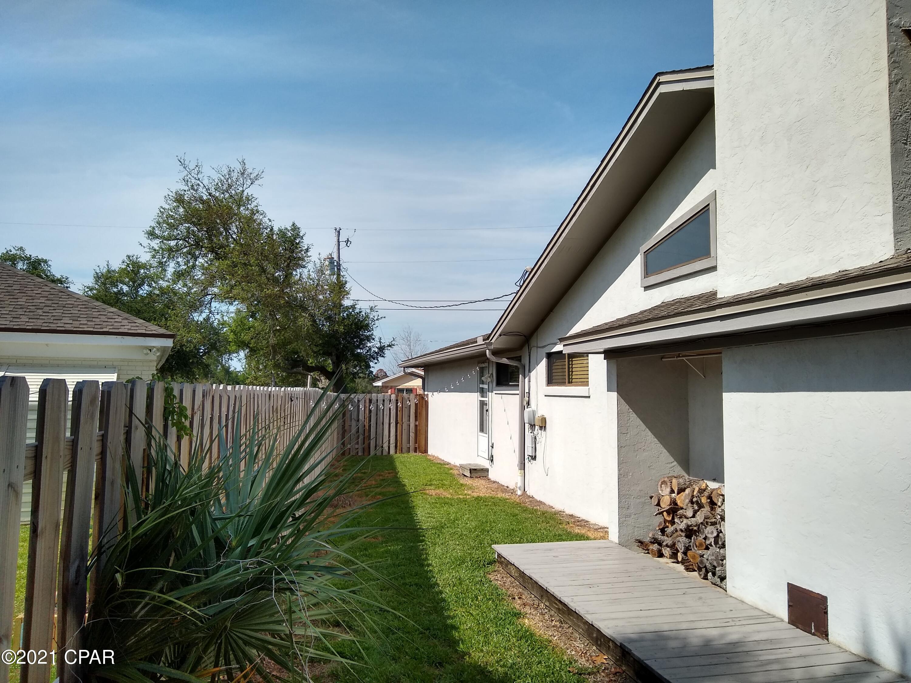 Pretty Bayou Replat - Residential