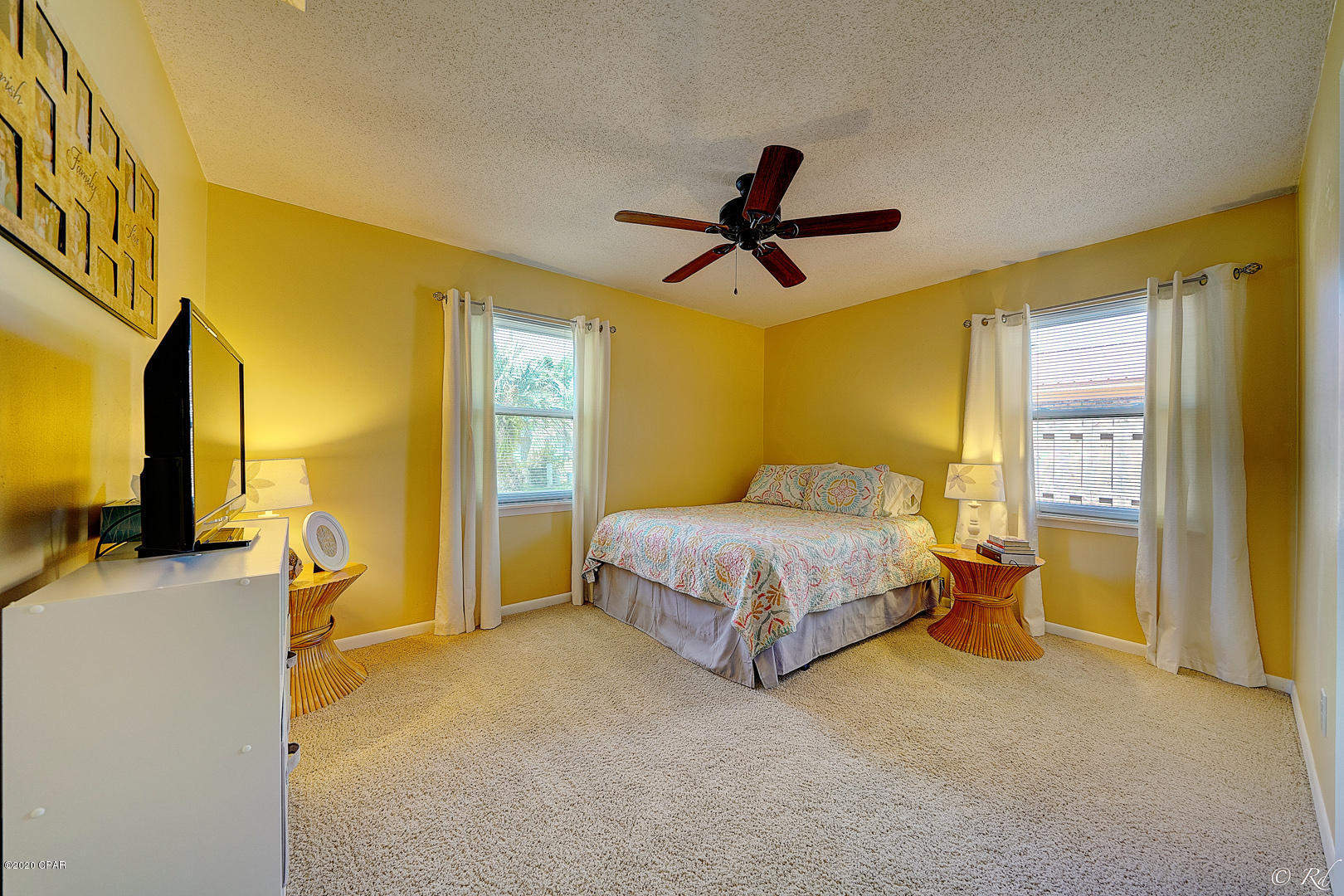 Imperial Oaks - Residential
