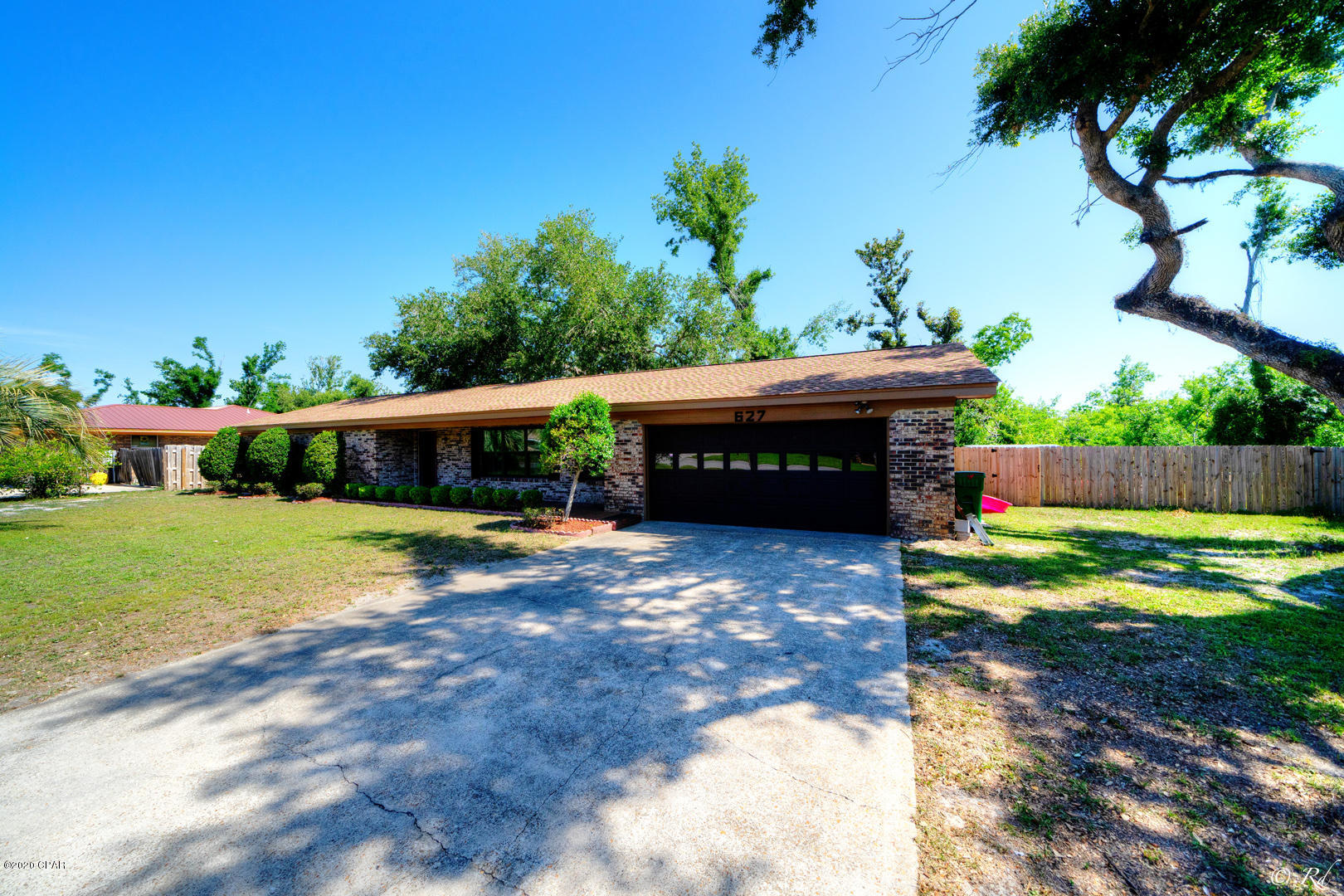 Imperial Oaks - Residential