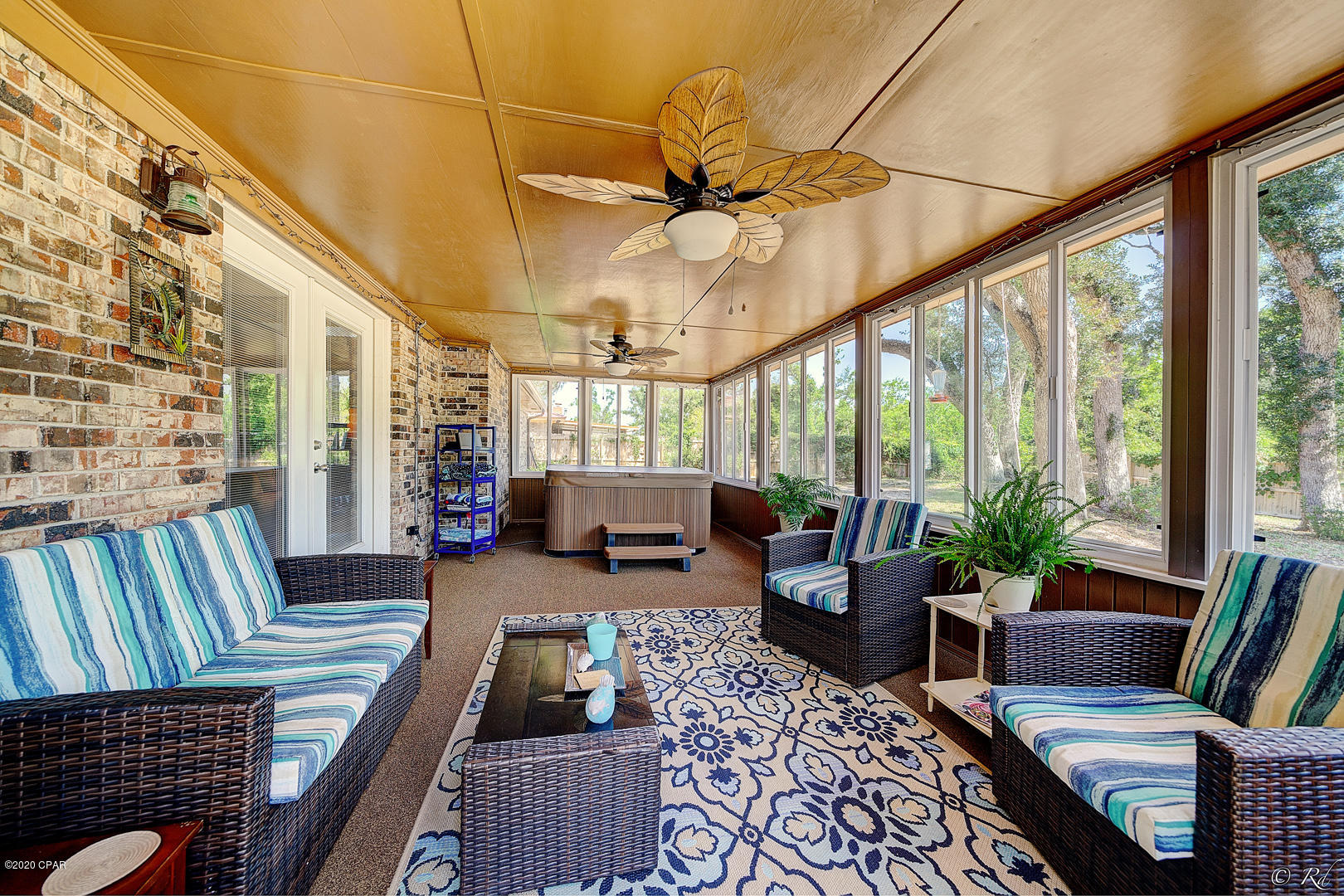 Imperial Oaks - Residential