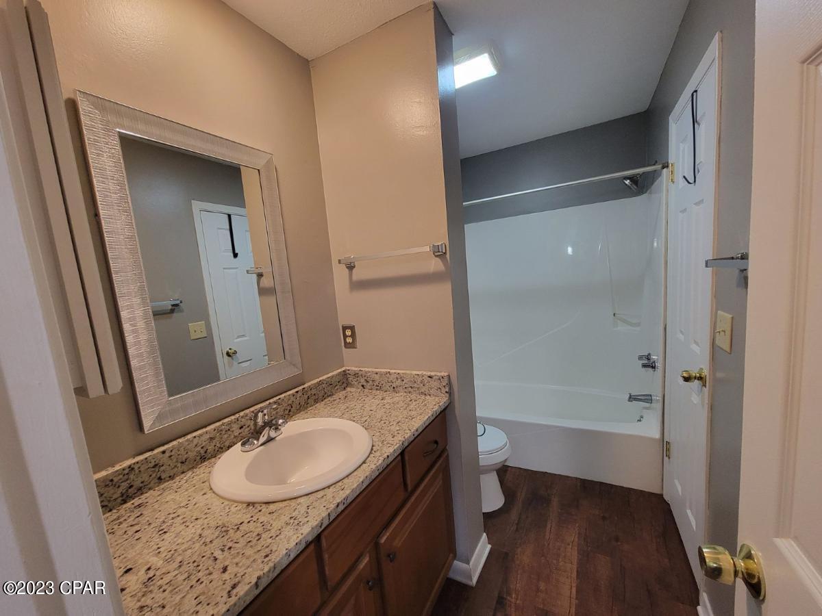 [No Recorded Subdiv] - Residential Lease