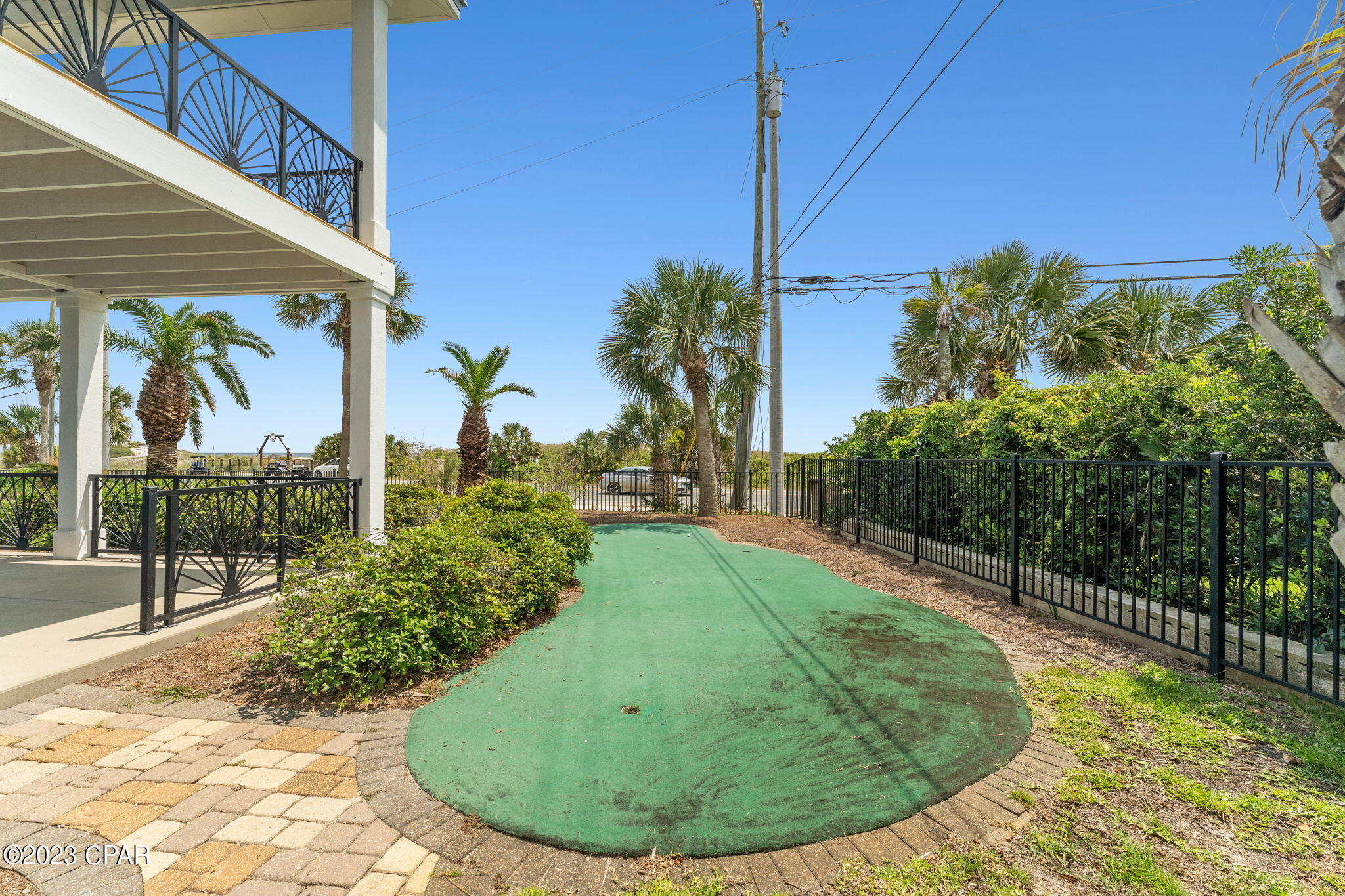 Santa Monica Beach - Residential