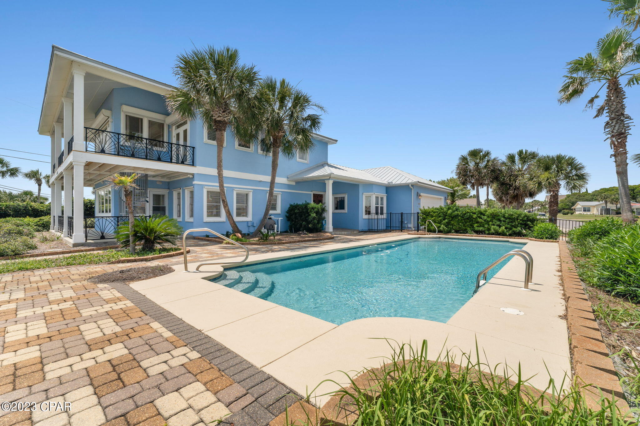 Santa Monica Beach - Residential