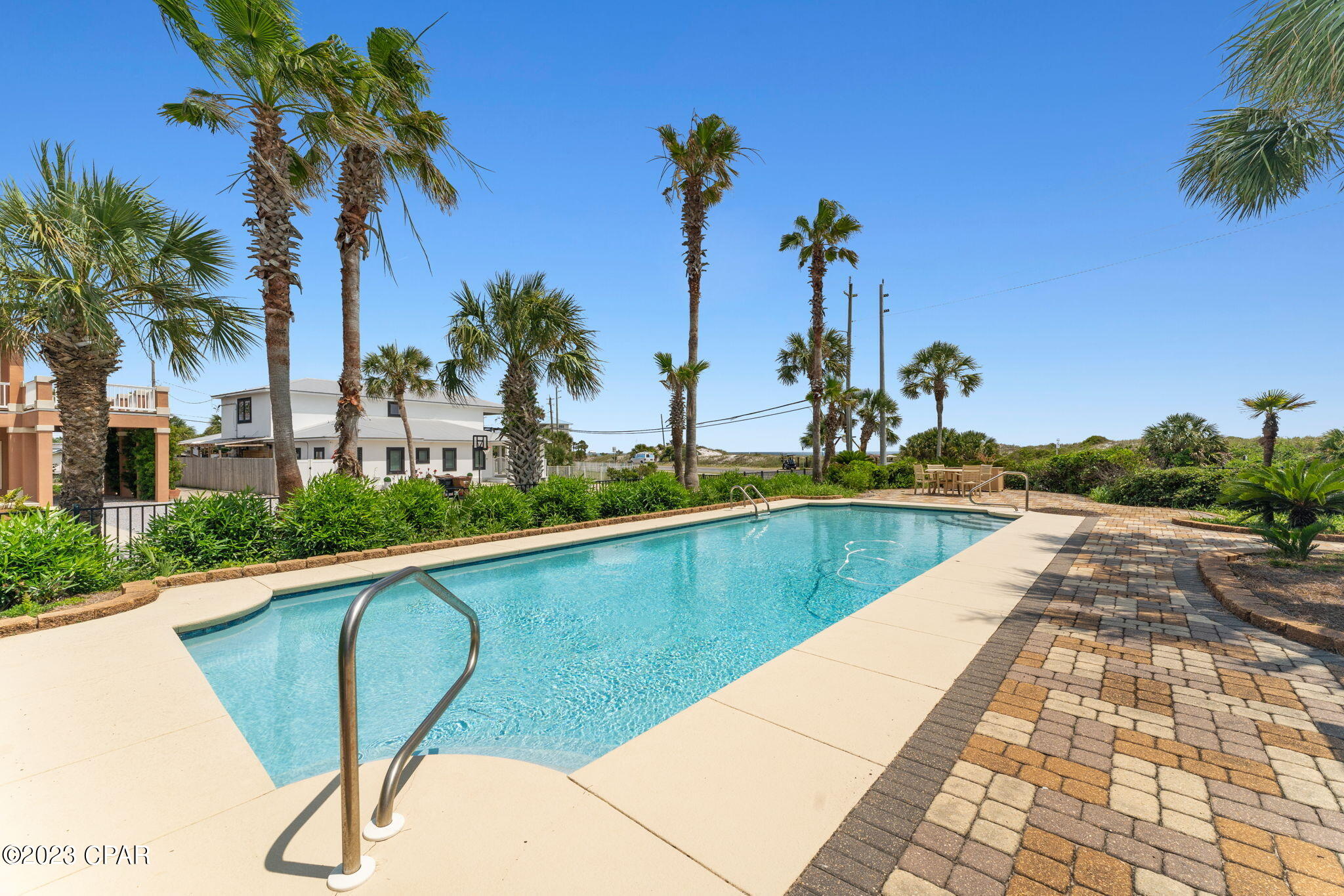 Santa Monica Beach - Residential