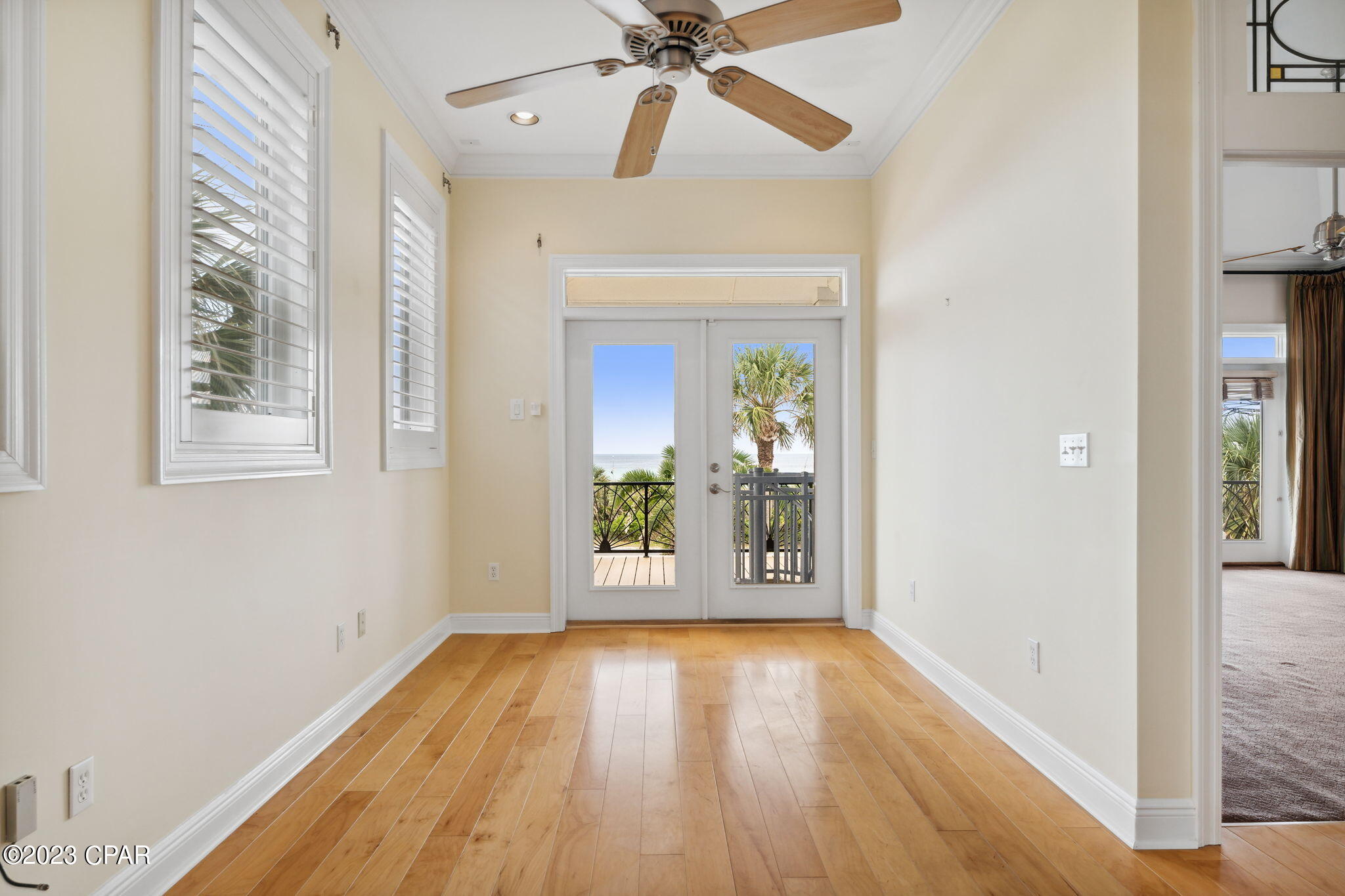 Santa Monica Beach - Residential