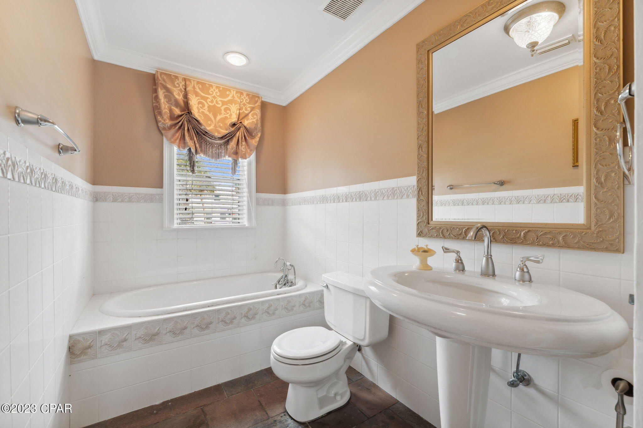 Santa Monica Beach - Residential