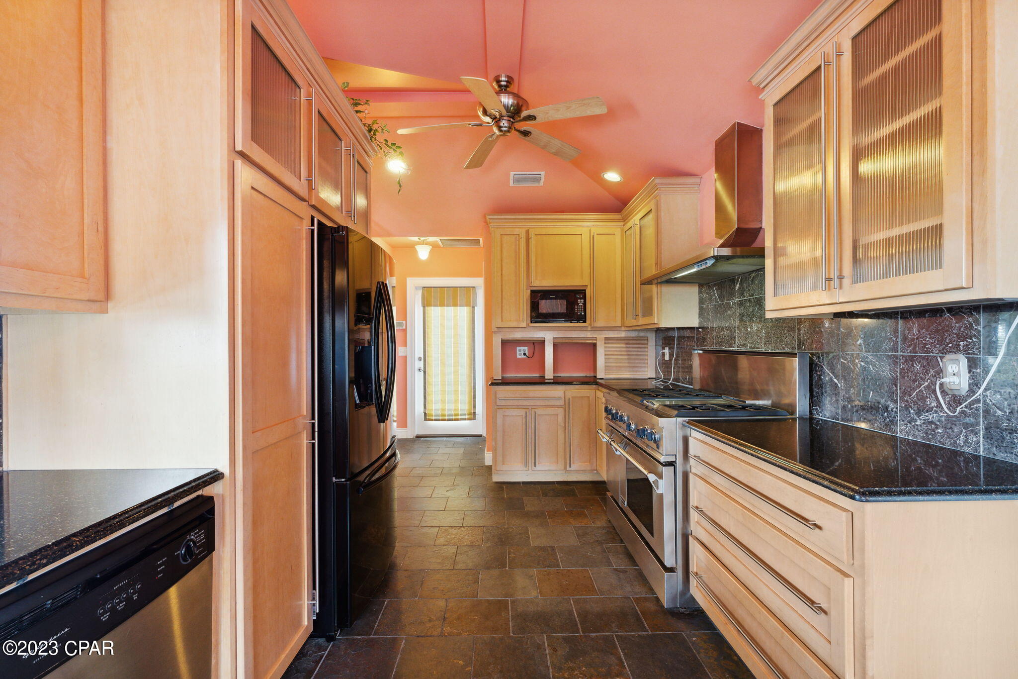 Santa Monica Beach - Residential