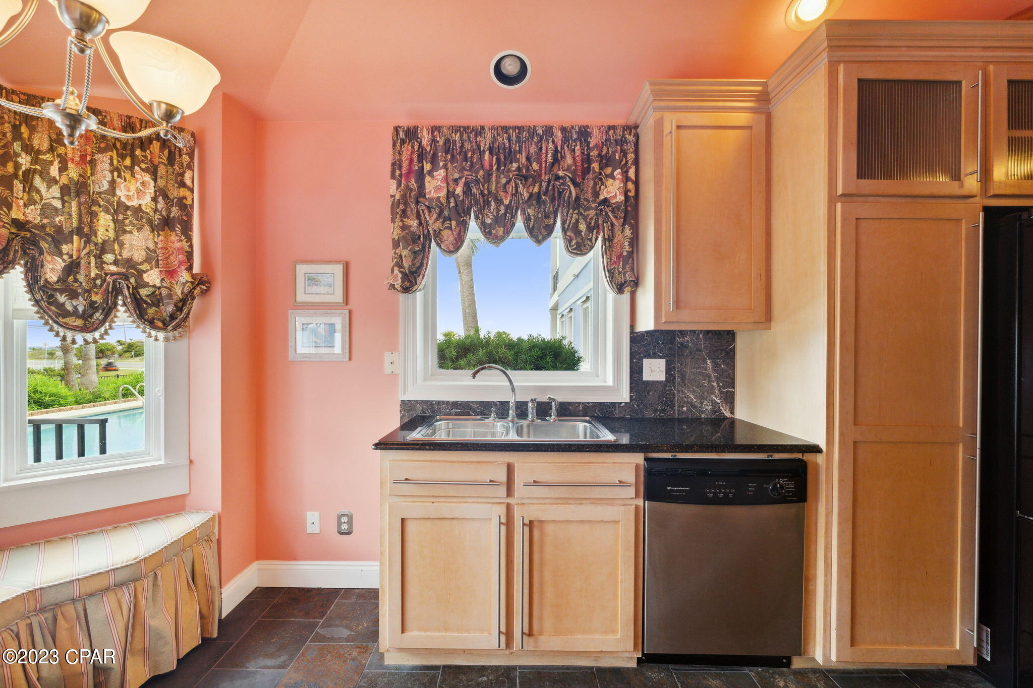 Santa Monica Beach - Residential