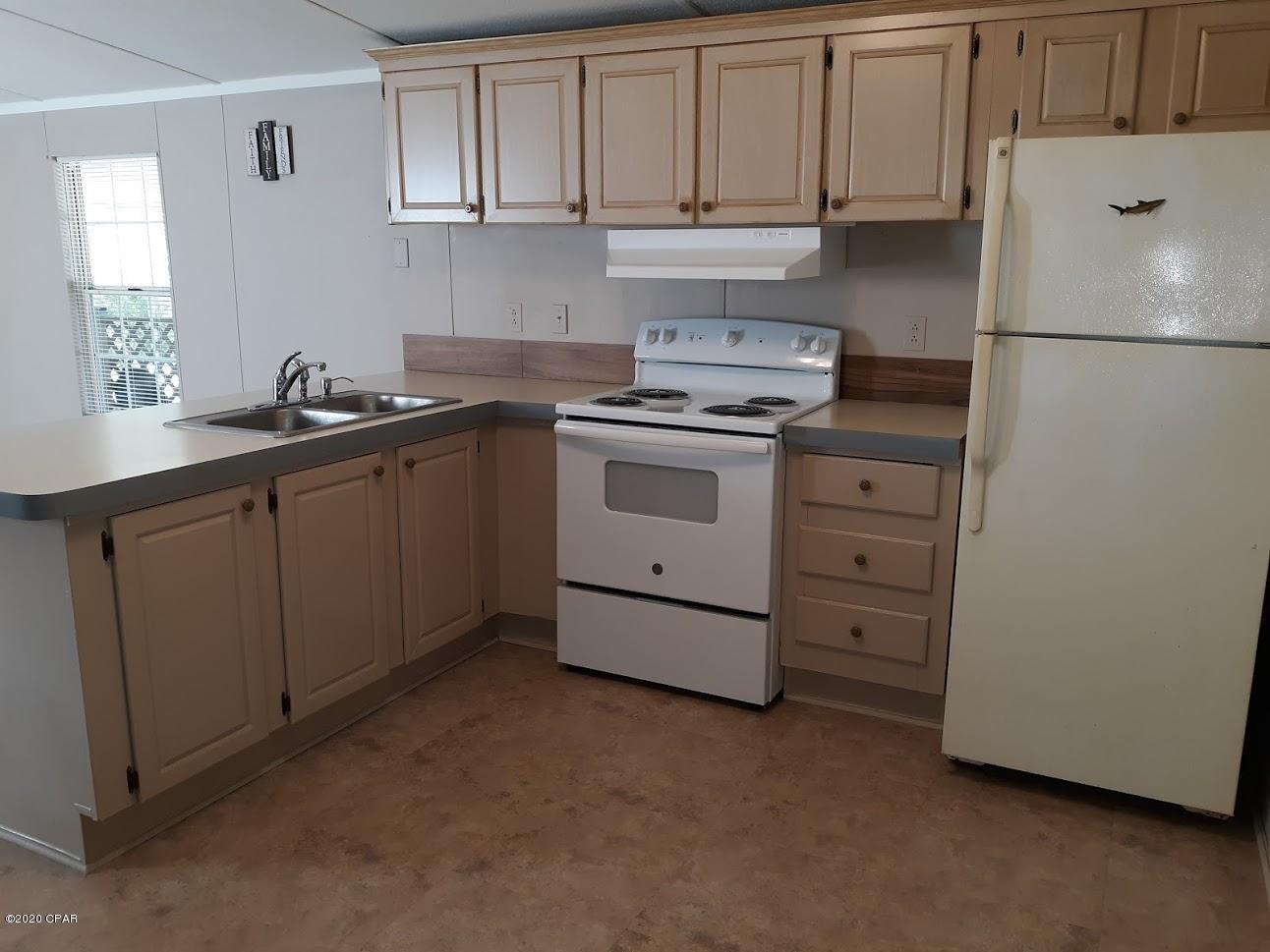 [No Recorded Subdiv] - Residential Lease