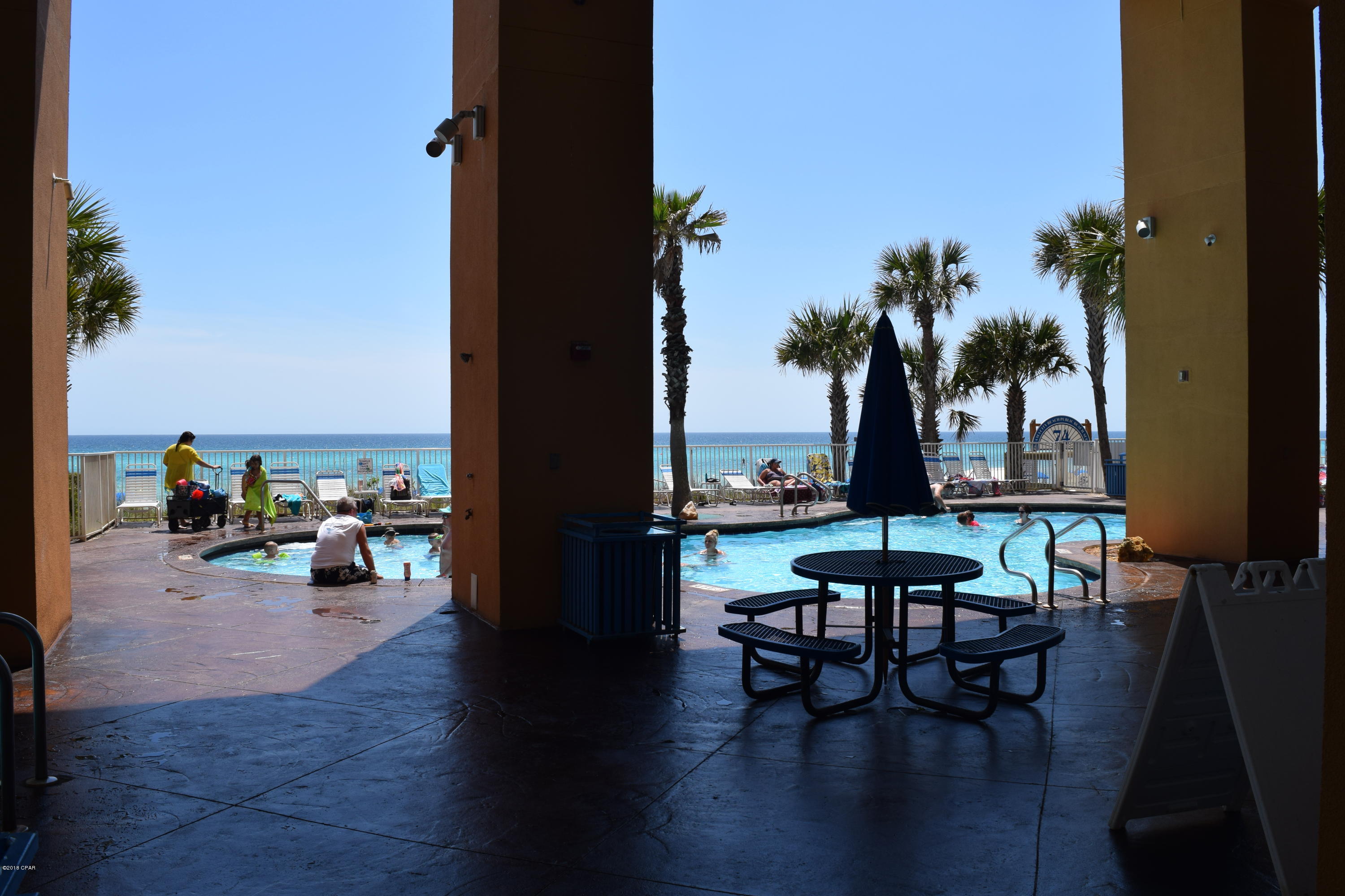 Splash Condo - Residential