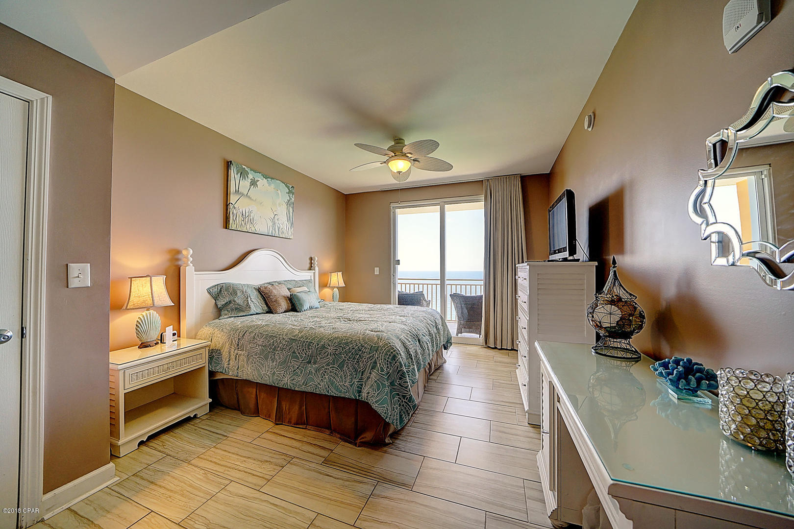 Splash Condo - Residential