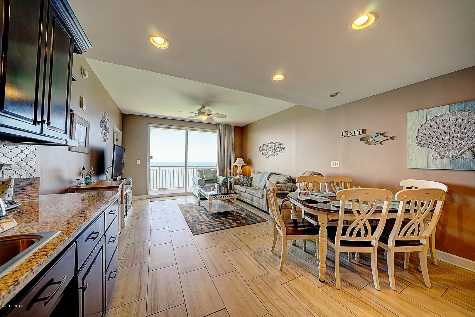 Splash Condo - Residential