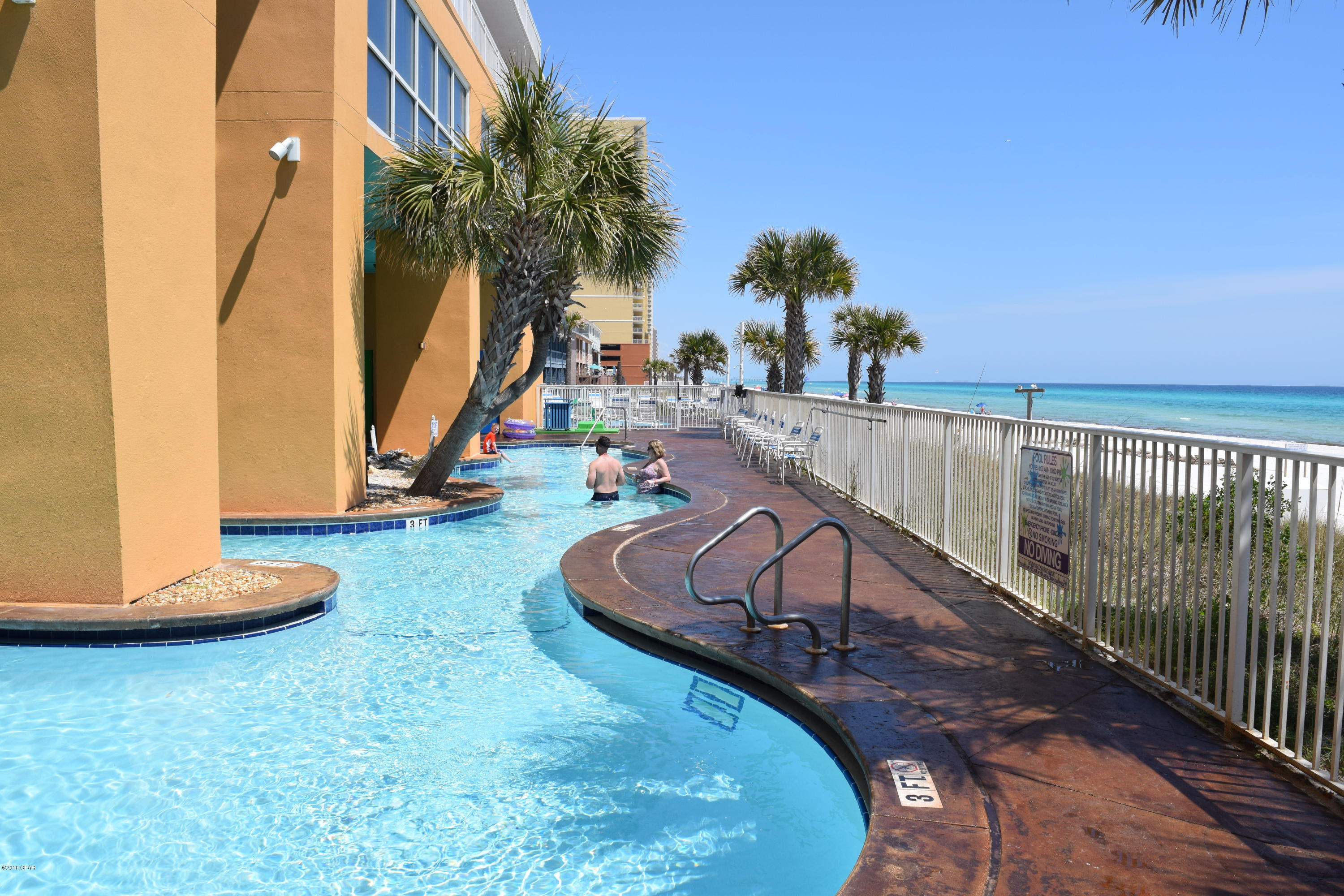 Splash Condo - Residential