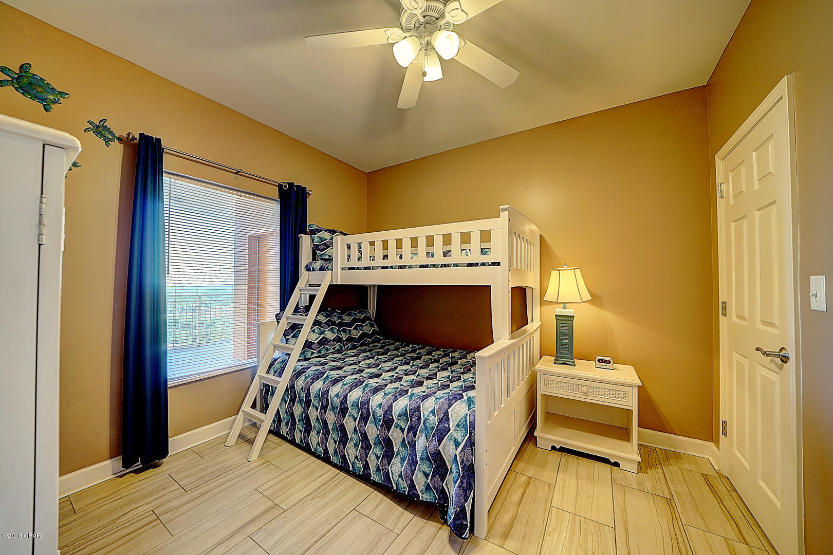 Splash Condo - Residential