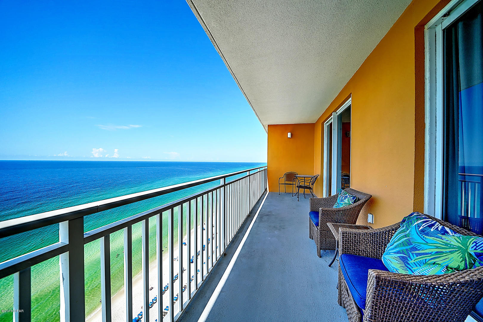 Splash Condo - Residential