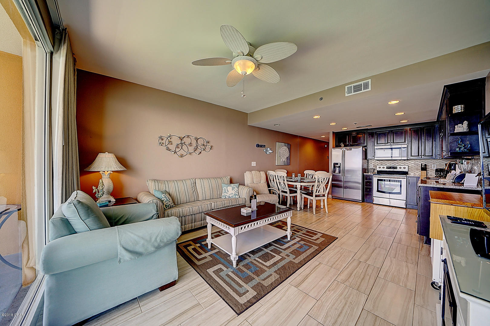 Splash Condo - Residential