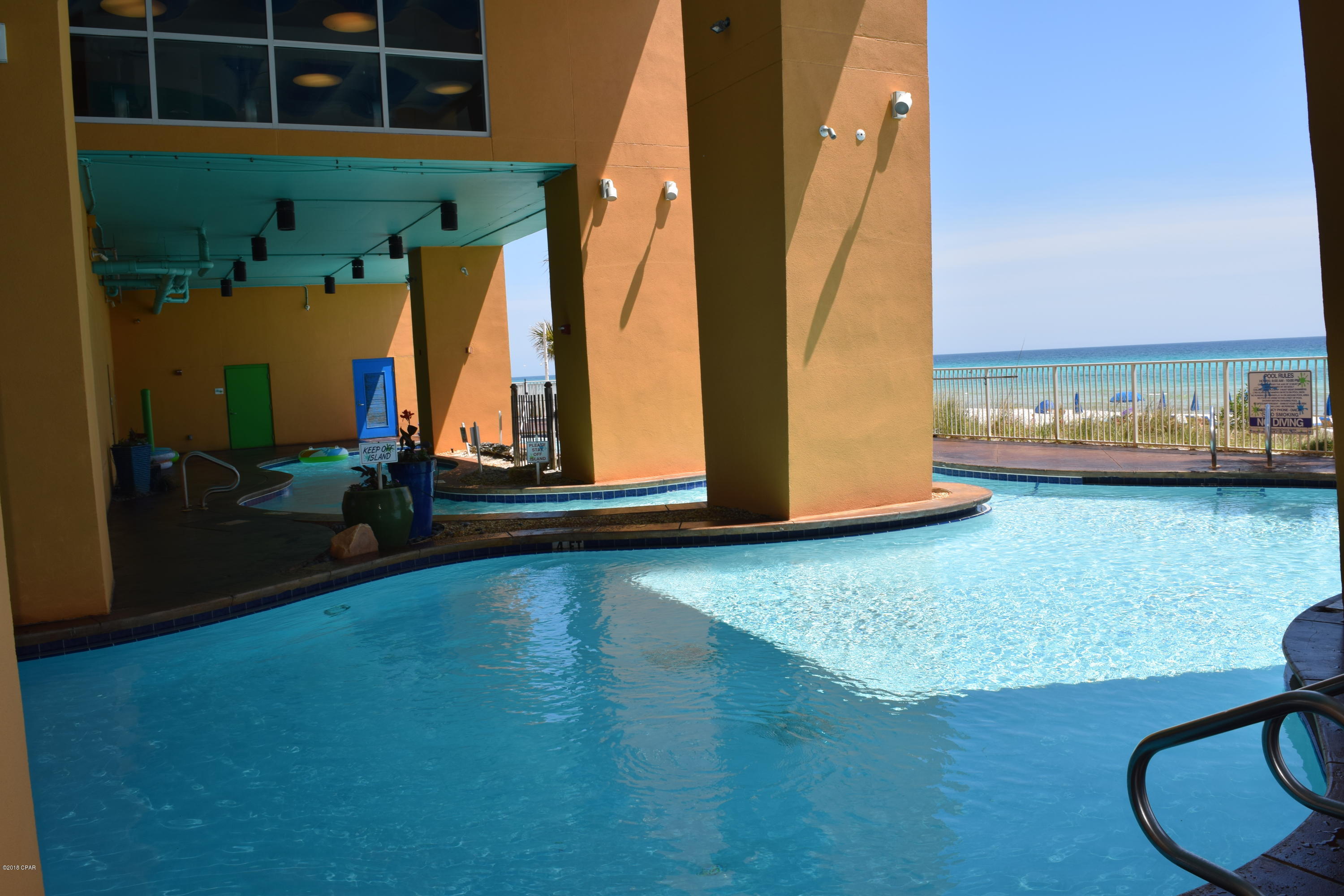 Splash Condo - Residential