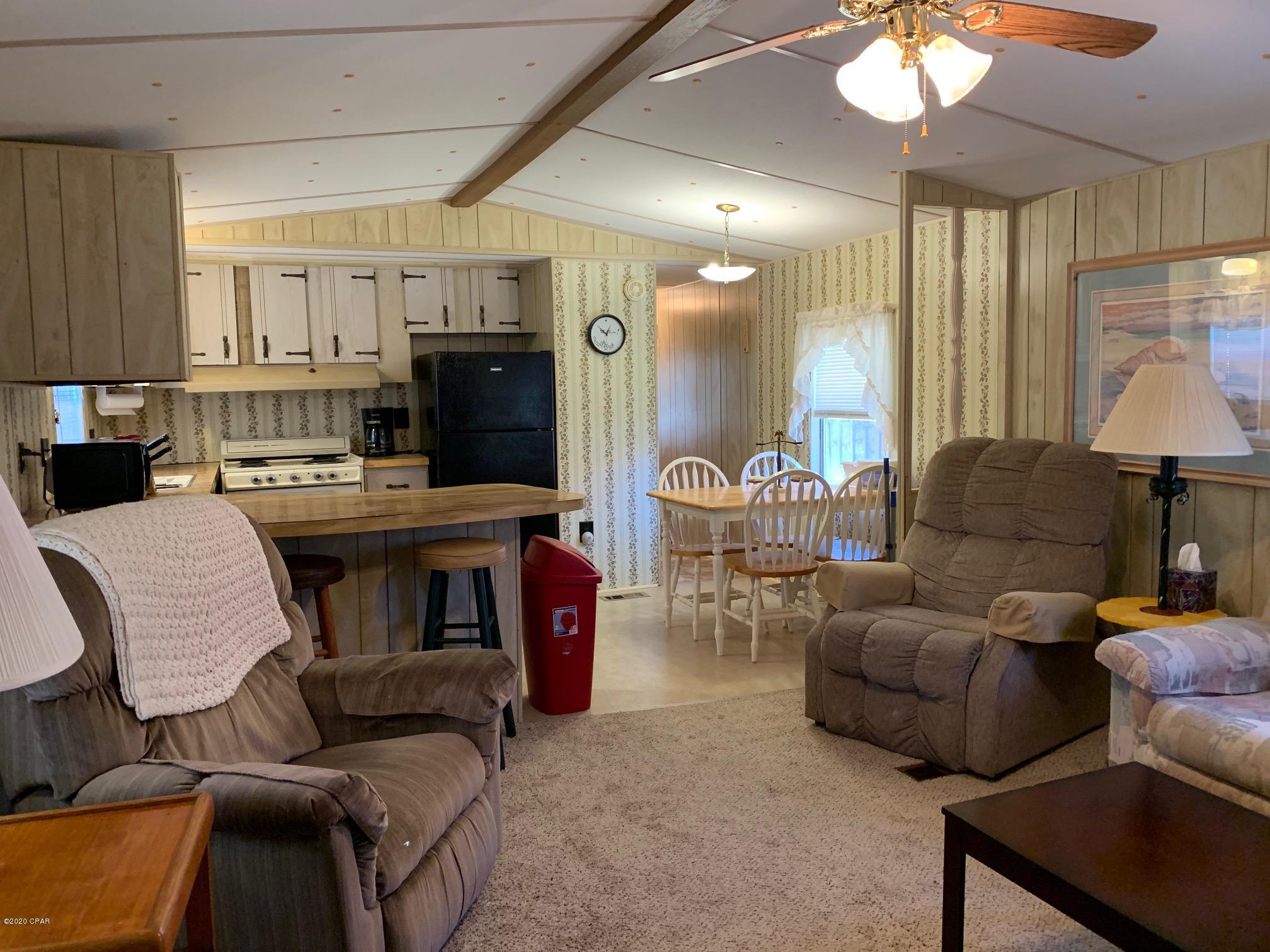 [No Recorded Subdiv] - Residential Lease