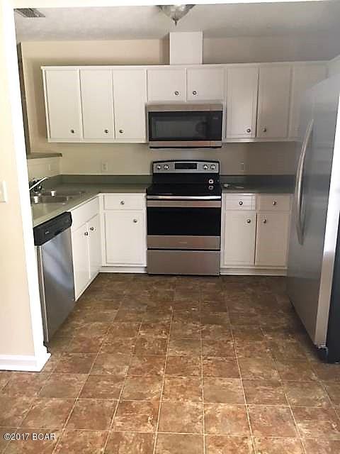 Brittany Woods Park - Residential Lease